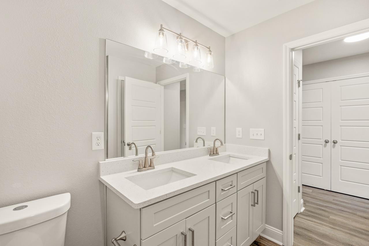 1460 Willow Bend Way Unit: 2