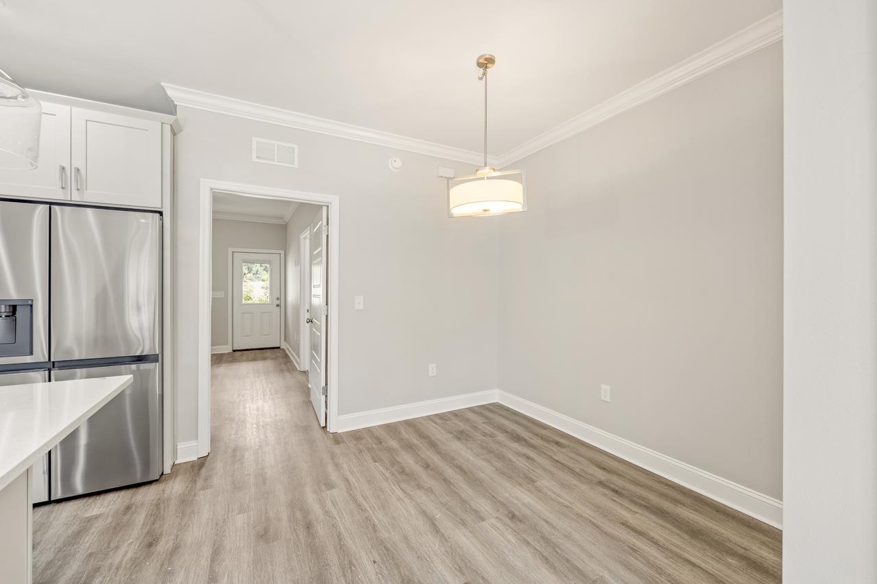 1460 Willow Bend Way Unit: 2
