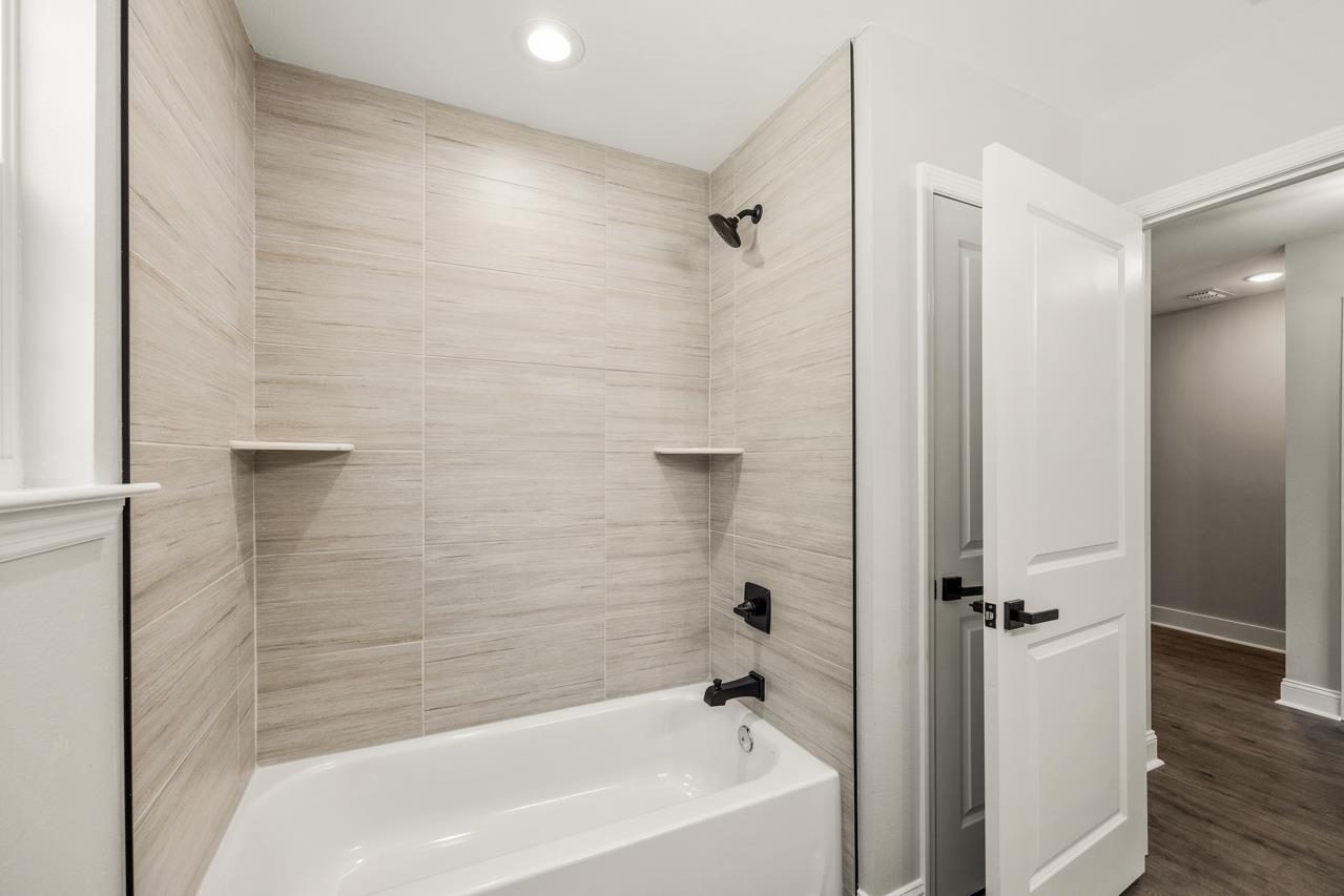 1460 Willow Bend Way Unit: 1