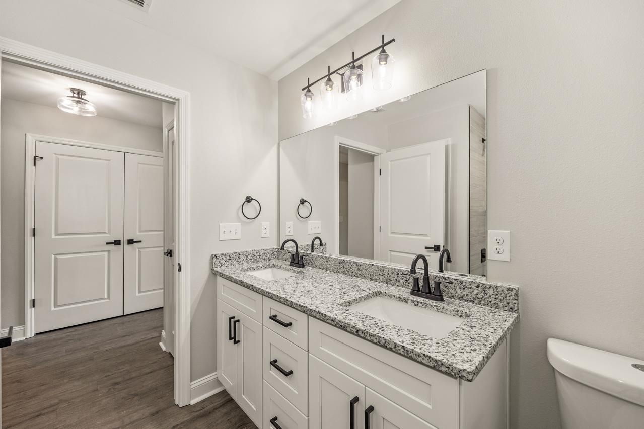 1460 Willow Bend Way Unit: 1