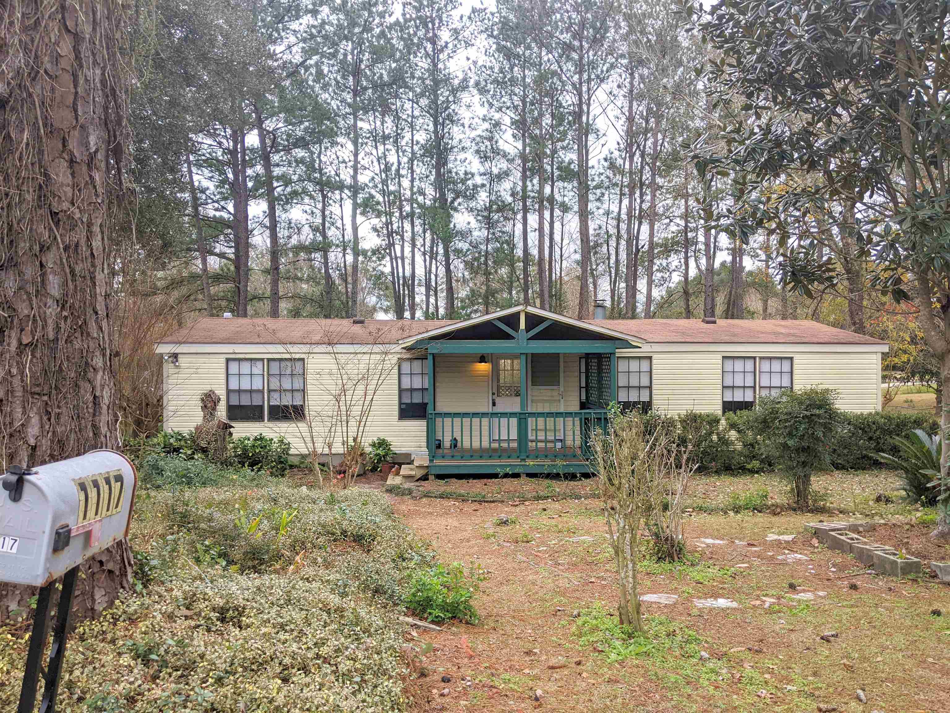 1117 Doves Hollow Lane
