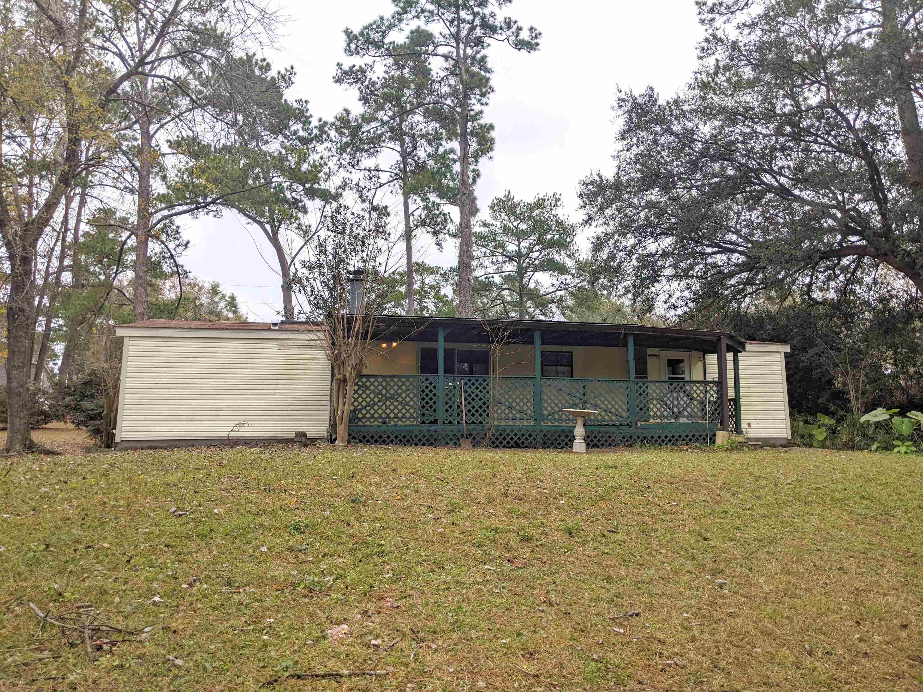 1117 Doves Hollow Lane
