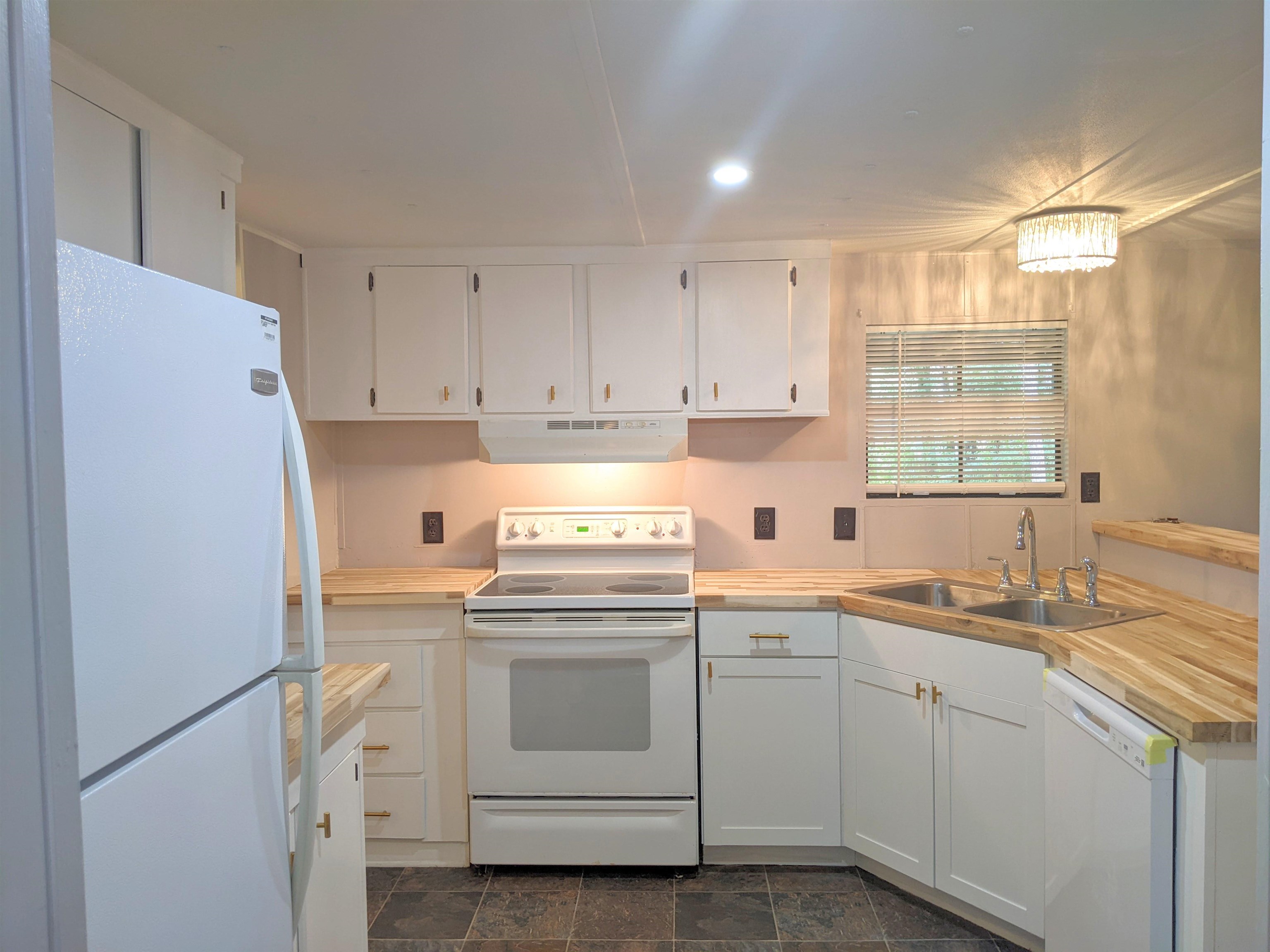 1117 Doves Hollow Lane