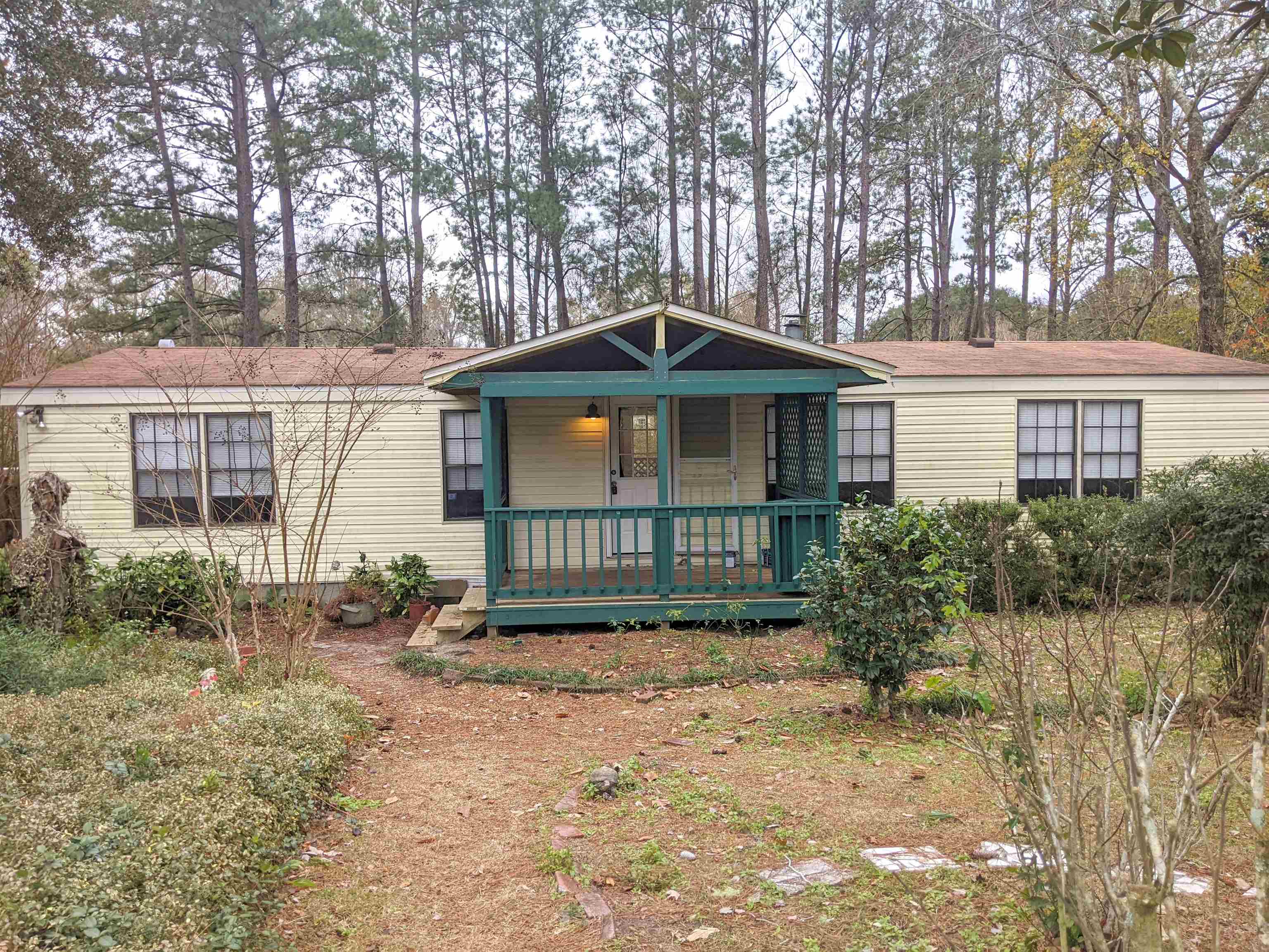 1117 Doves Hollow Lane