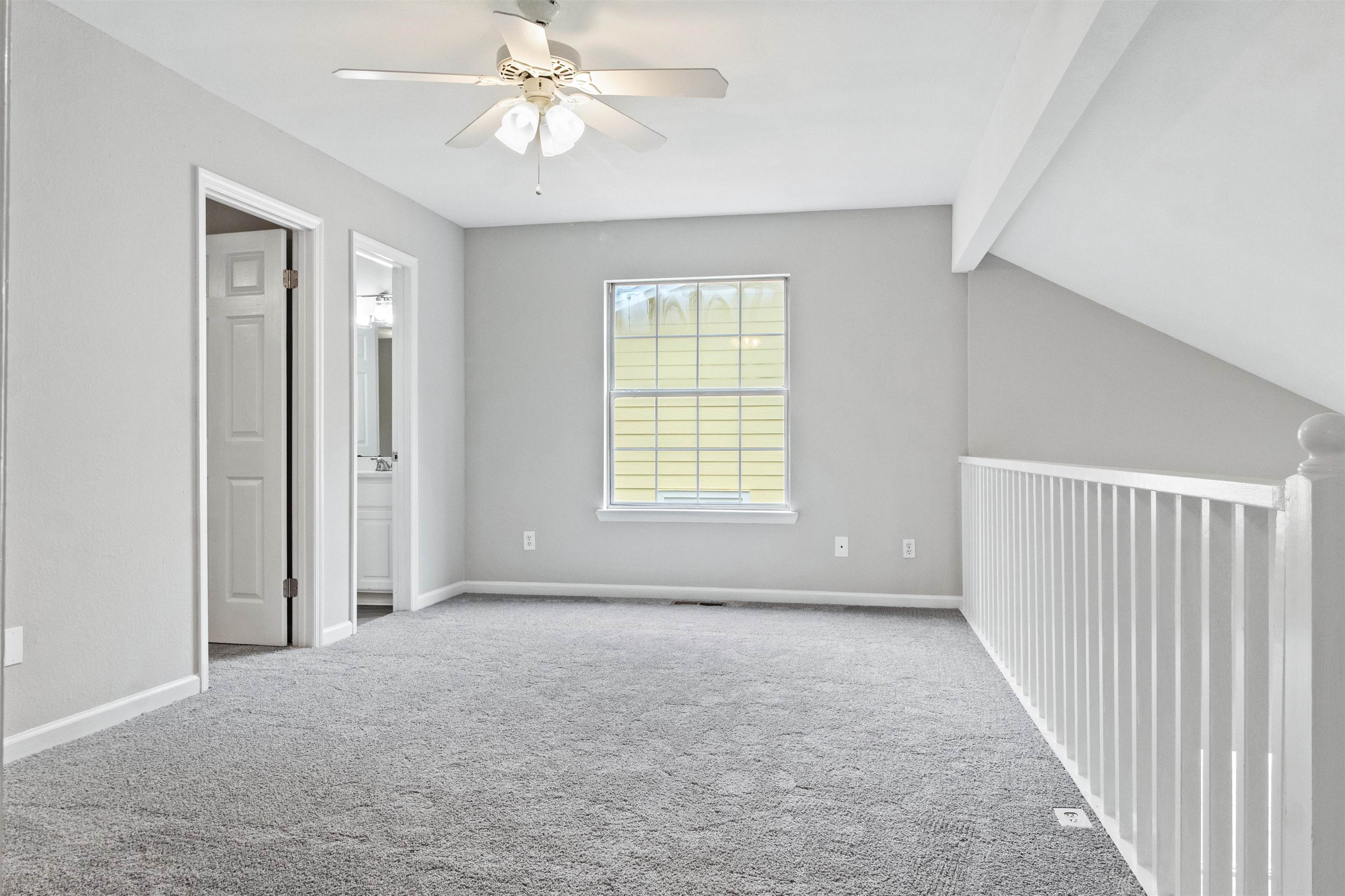 2854 Manila Palm Court