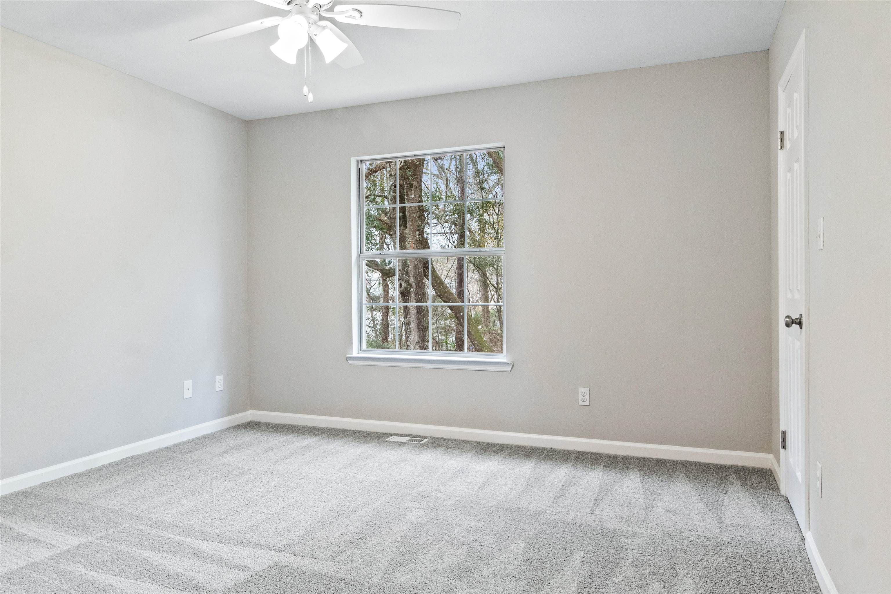 2854 Manila Palm Court