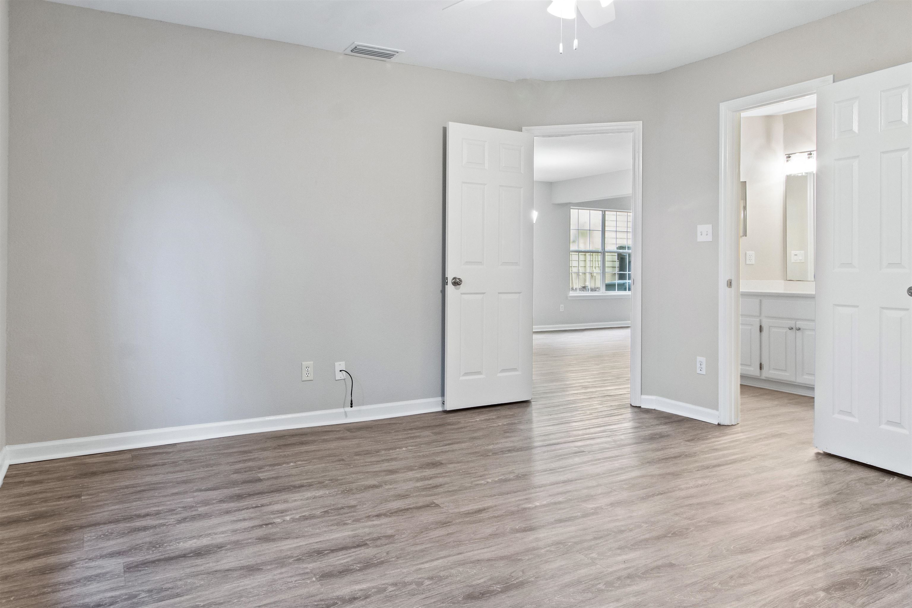 2854 Manila Palm Court