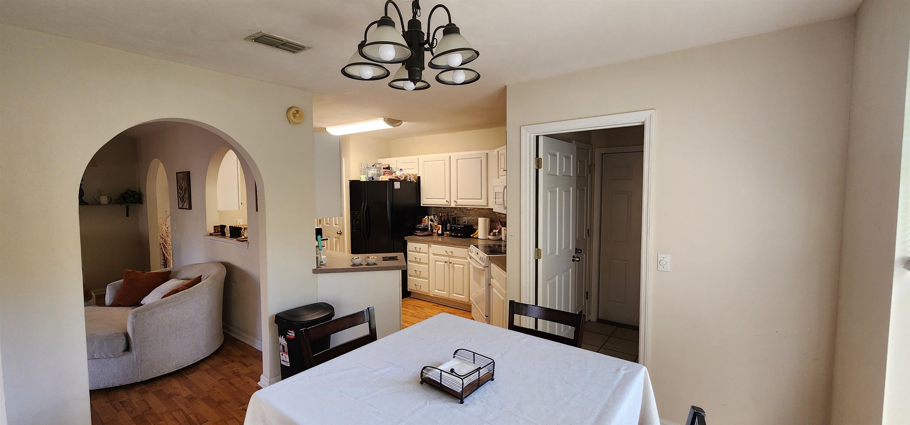 1116 Blackhawk Way