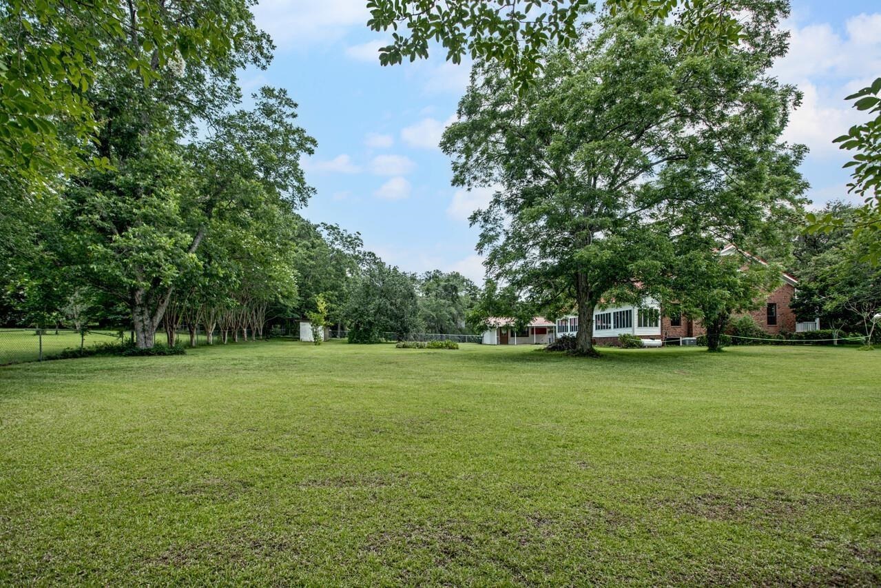 998 Bannerman Road