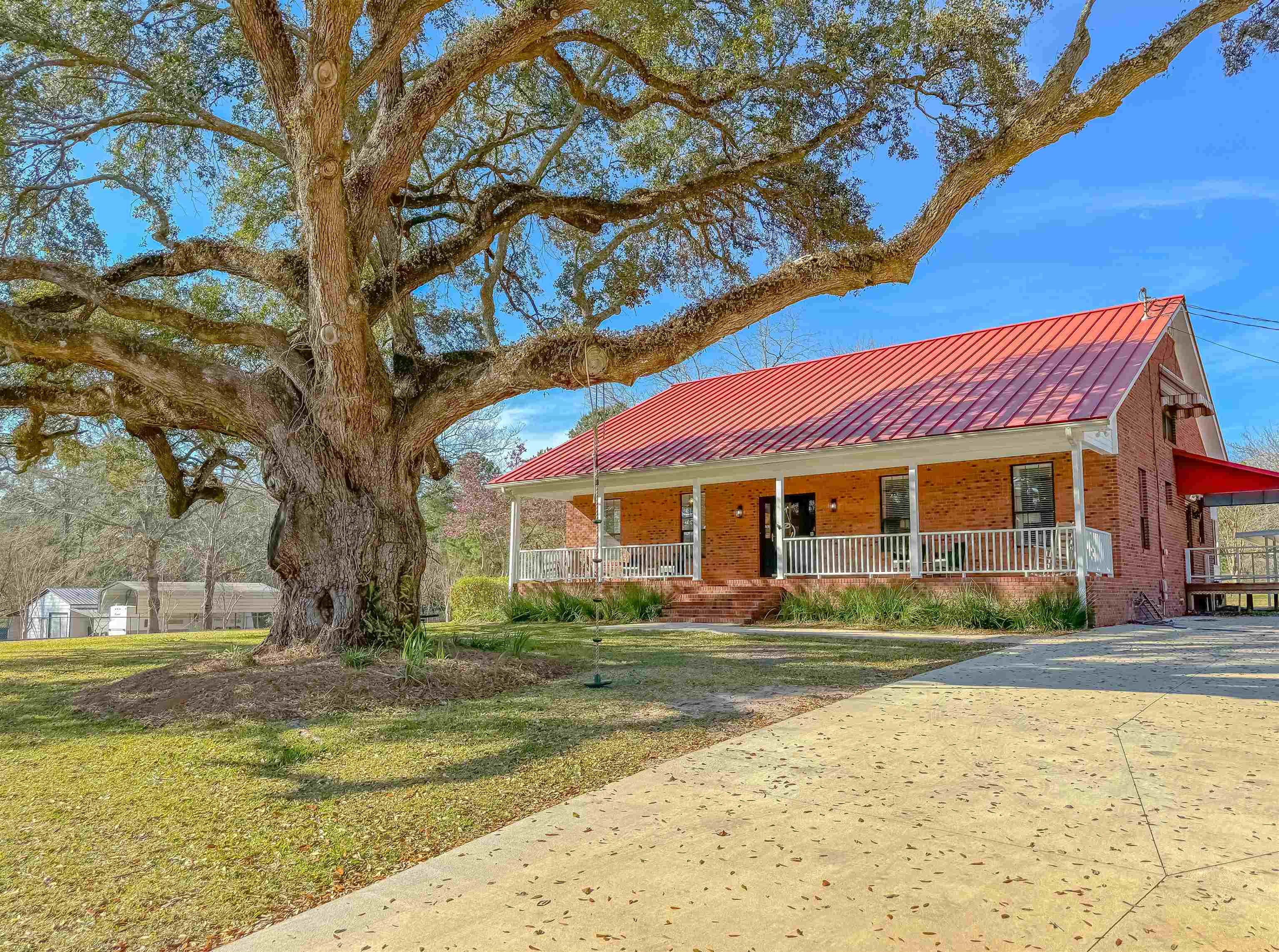 998 Bannerman Road