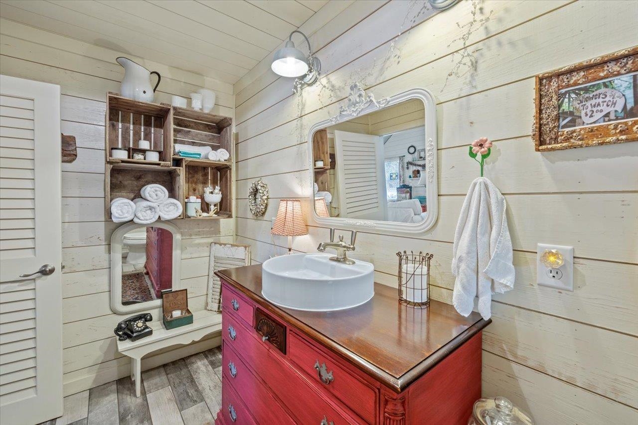 311 Chinquapin Way