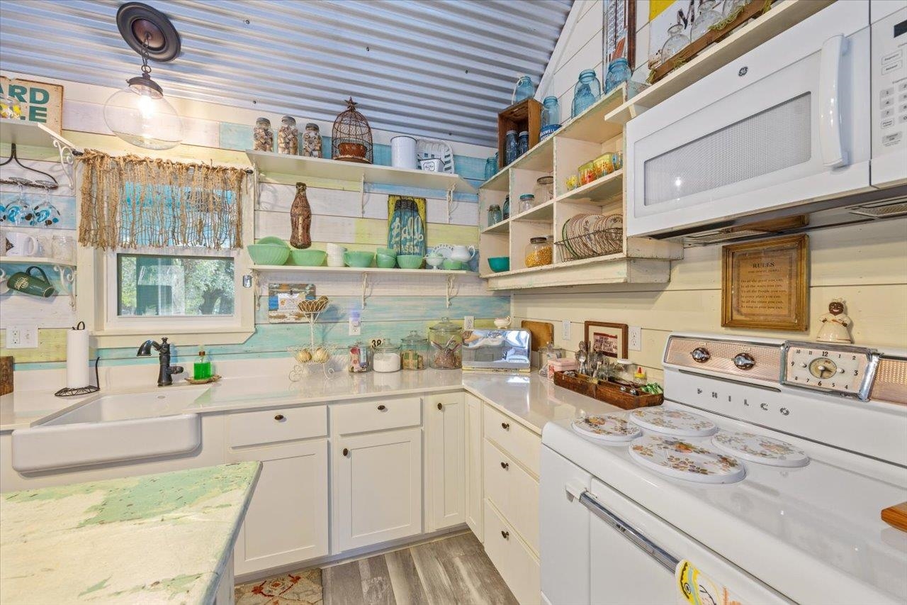 311 Chinquapin Way