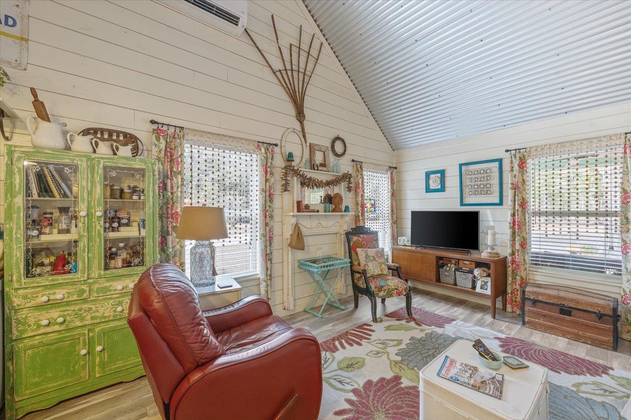 311 Chinquapin Way
