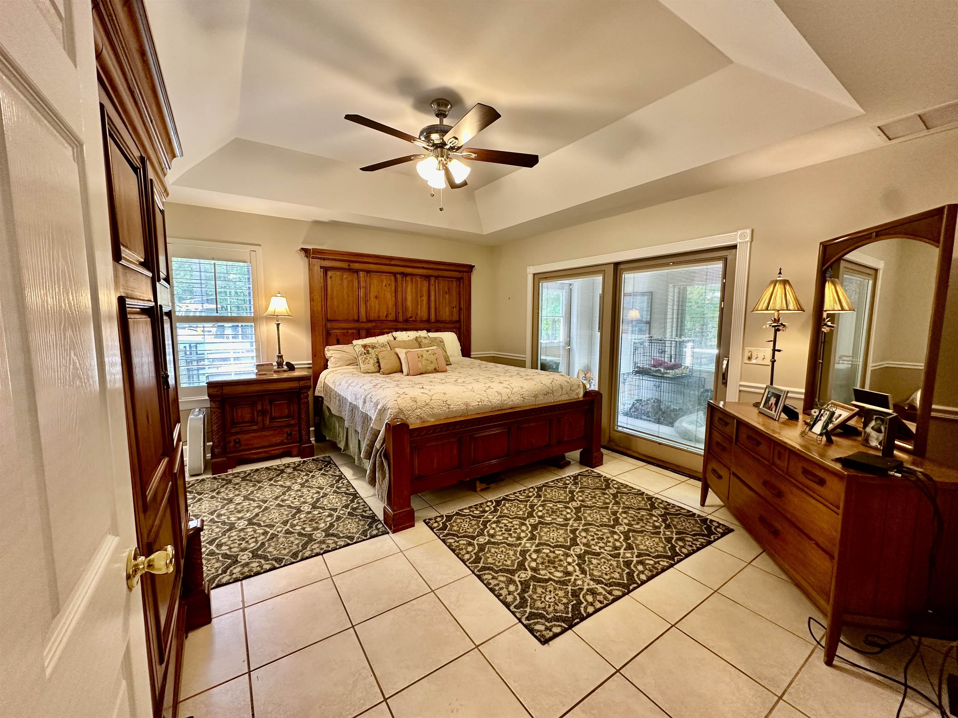 7433 Creekridge Circle