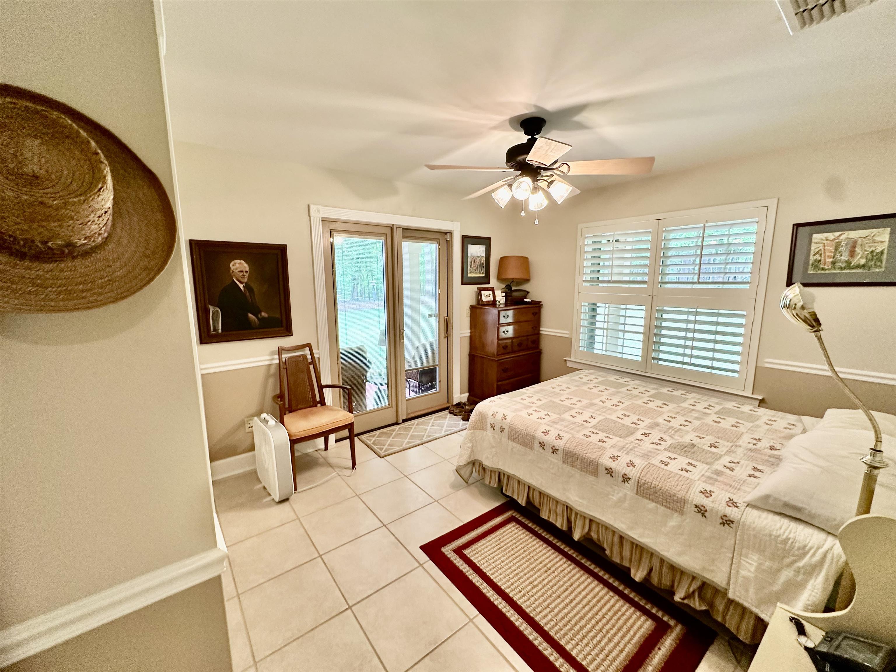 7433 Creekridge Circle