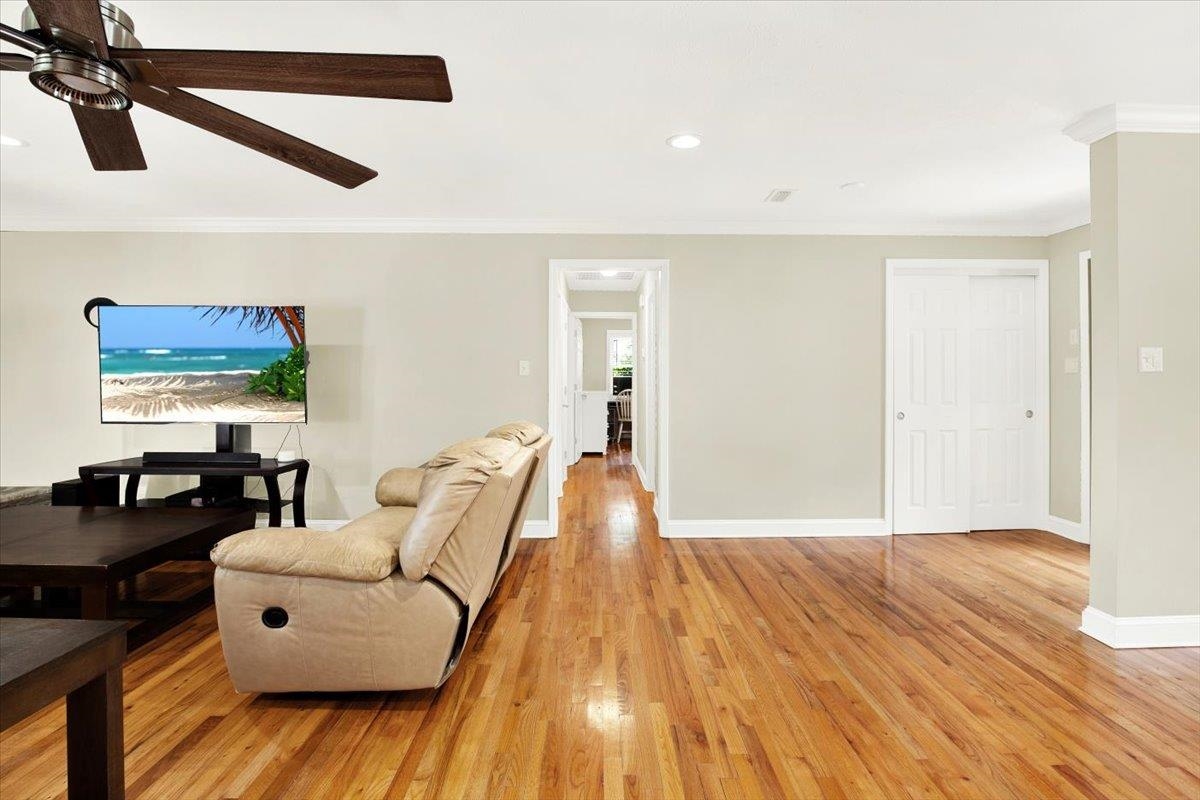 2122 Deerfield Drive