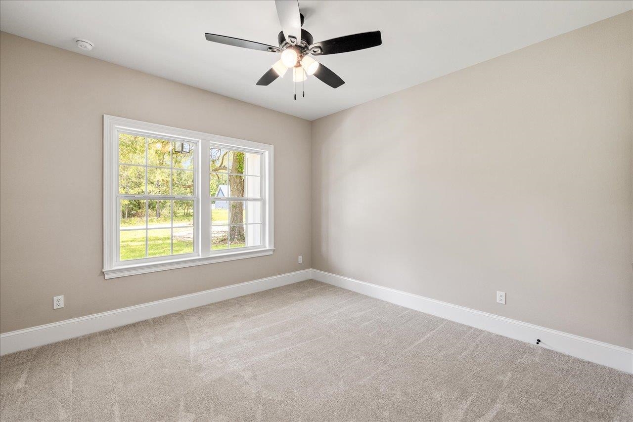 185 S White Oak Drive