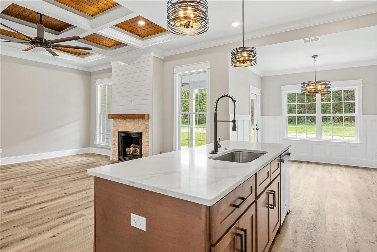 185 S White Oak Drive