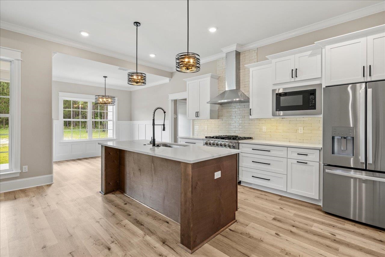 185 S White Oak Drive