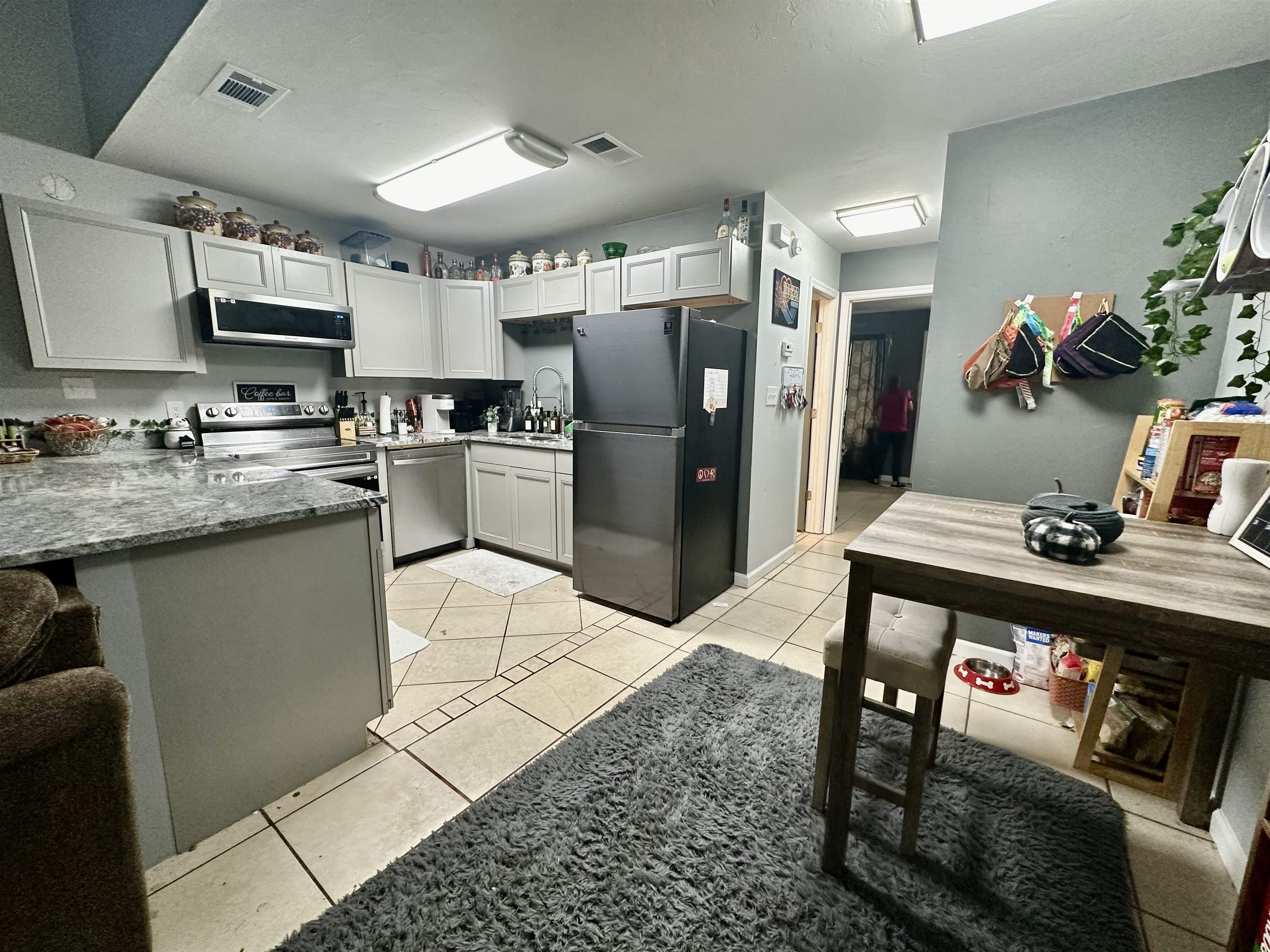 1143 Ocala Road