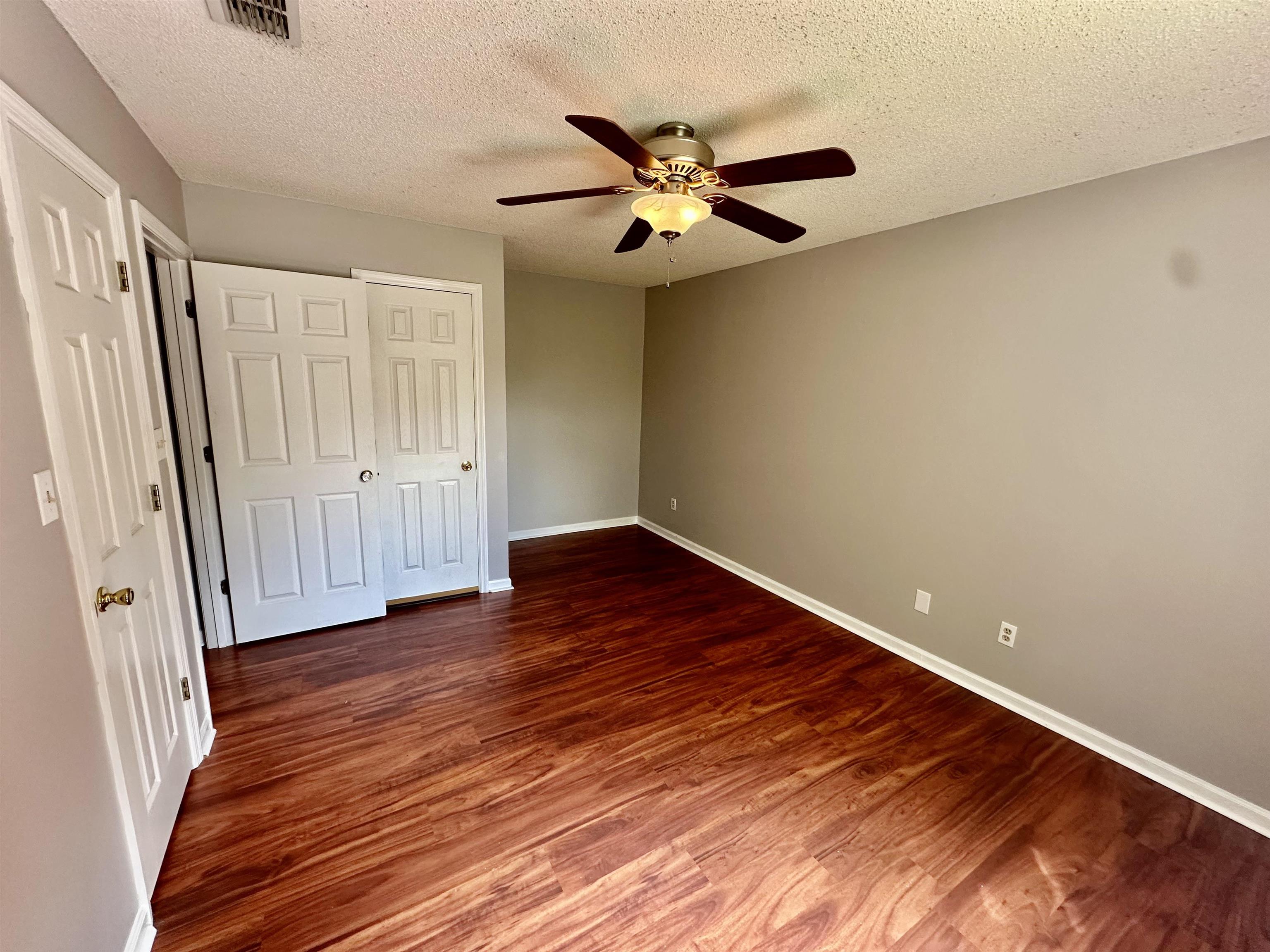 3001 Oak Park Court