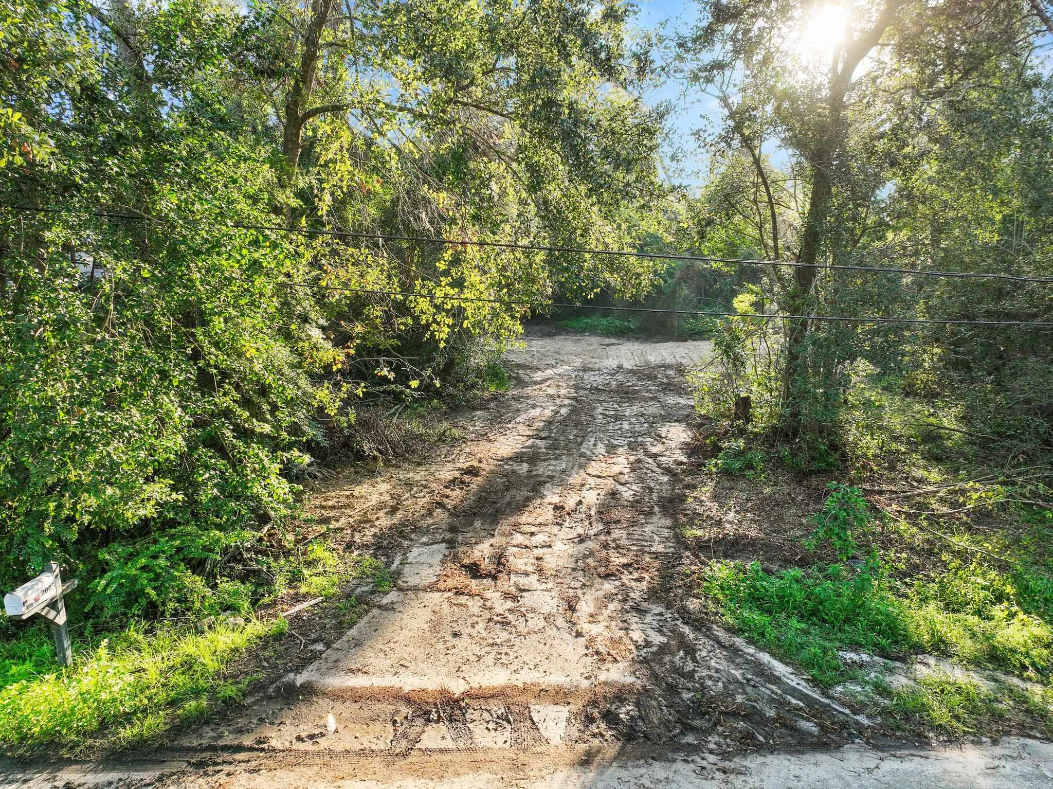 2005 E Indianhead Drive