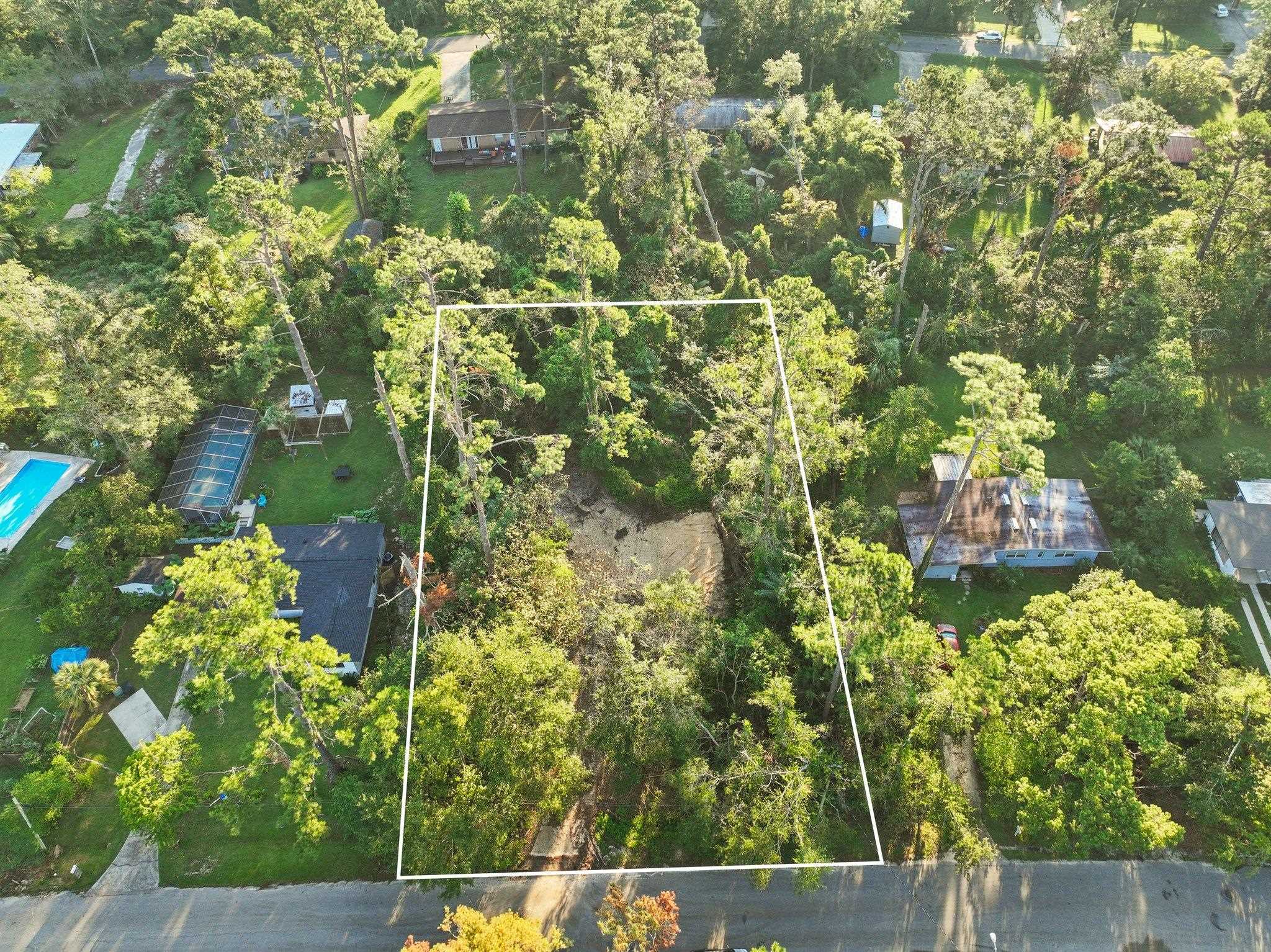 2005 E Indianhead Drive