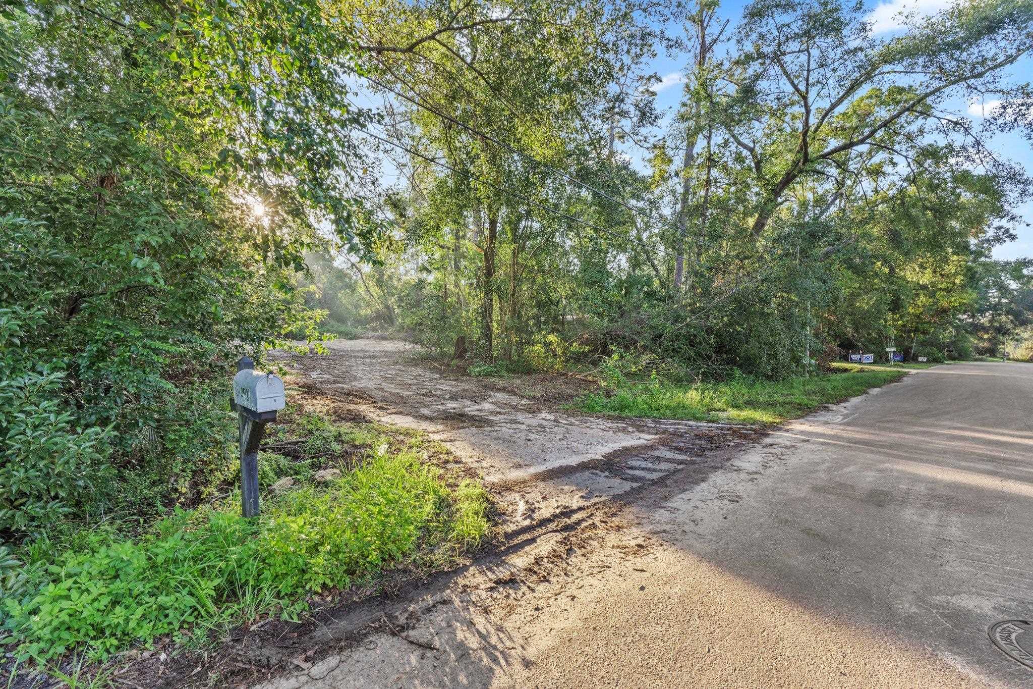 2005 E Indianhead Drive