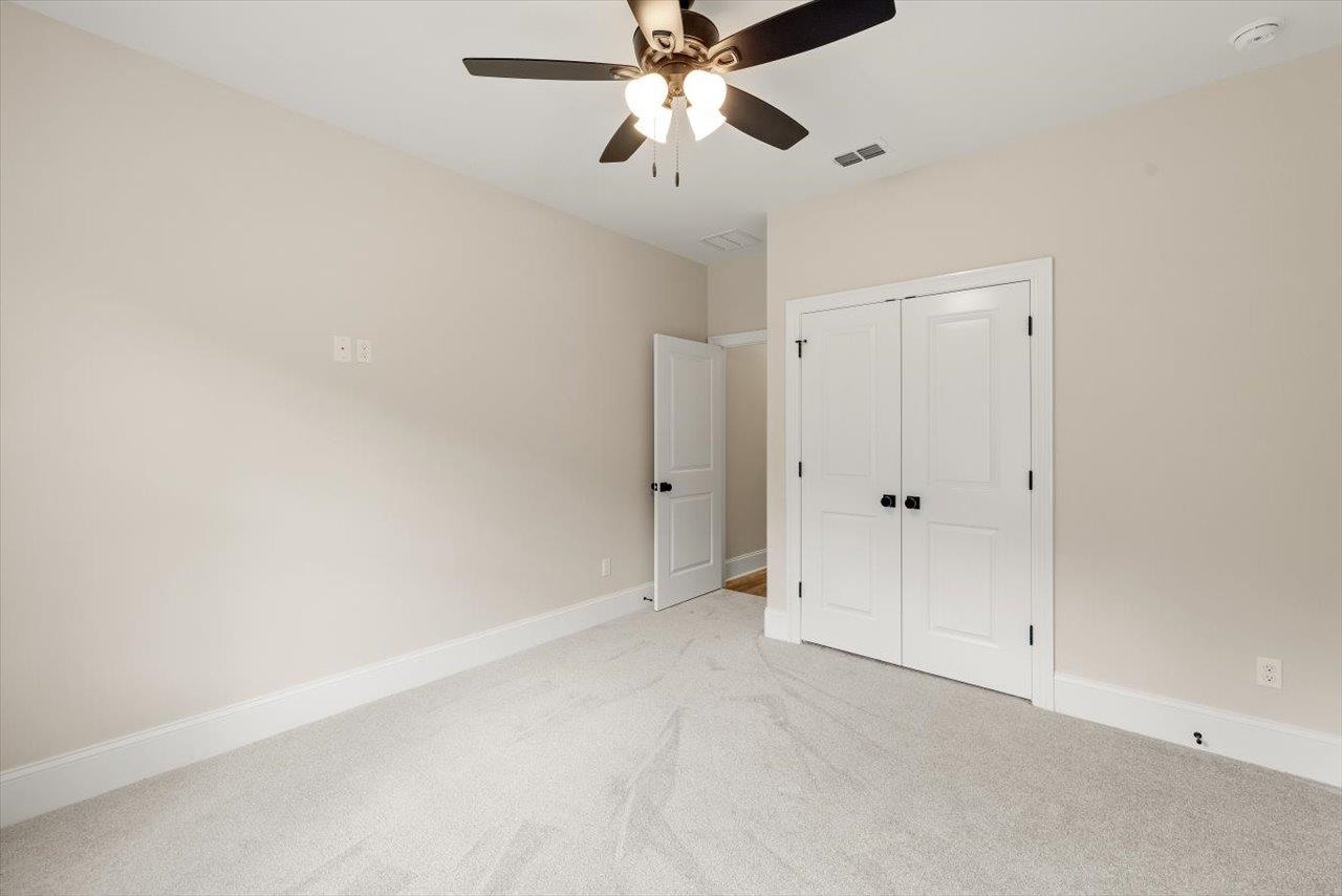 129 S White Oak Drive