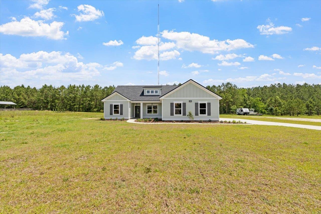 129 S White Oak Drive