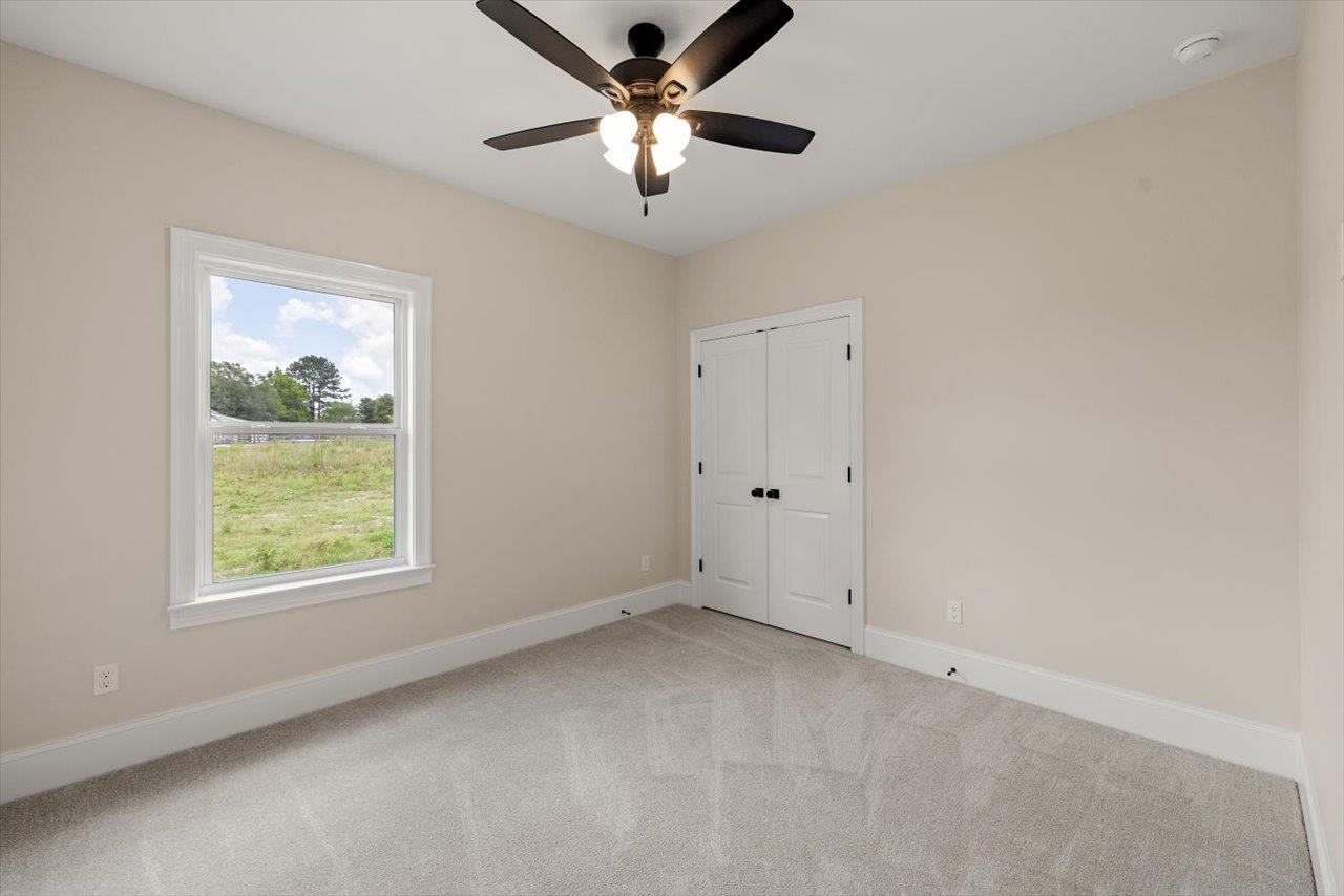 129 S White Oak Drive