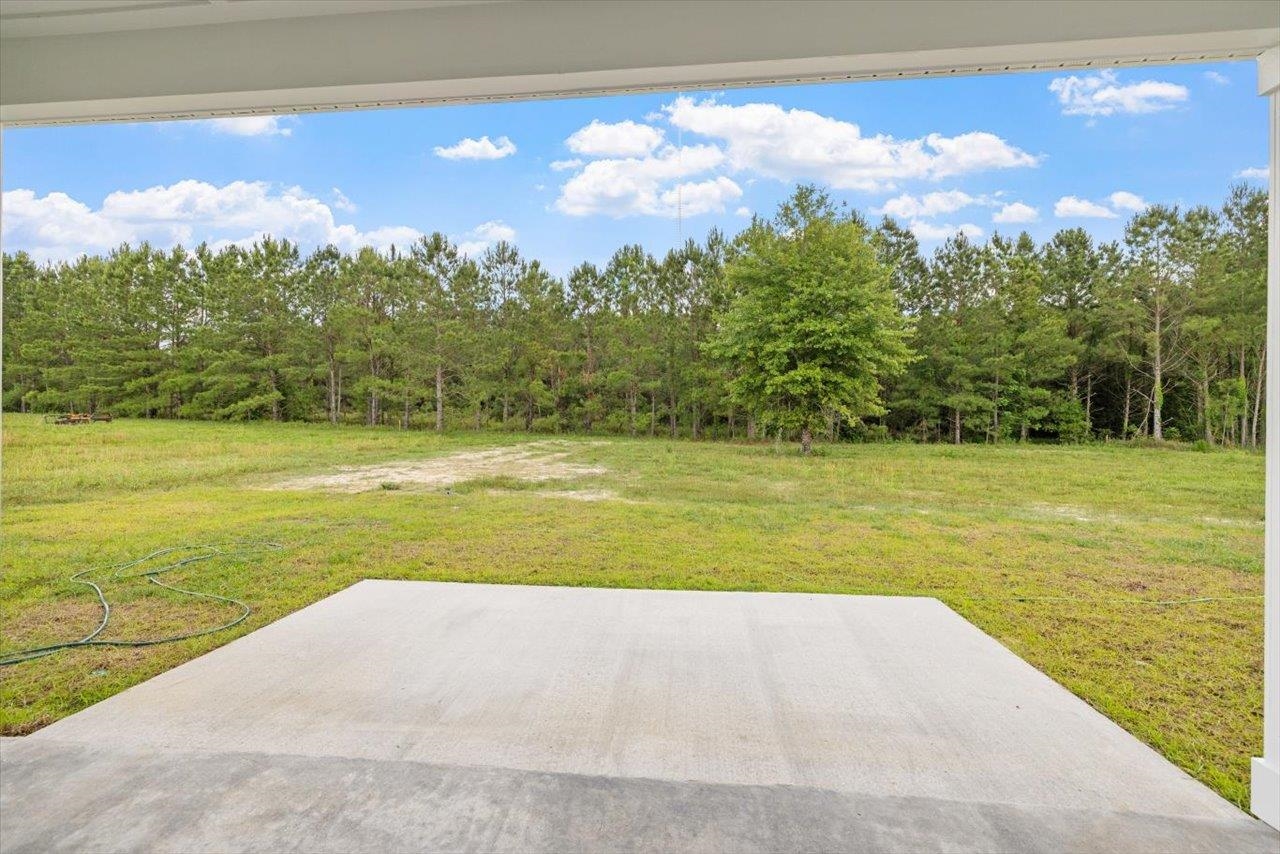 129 S White Oak Drive