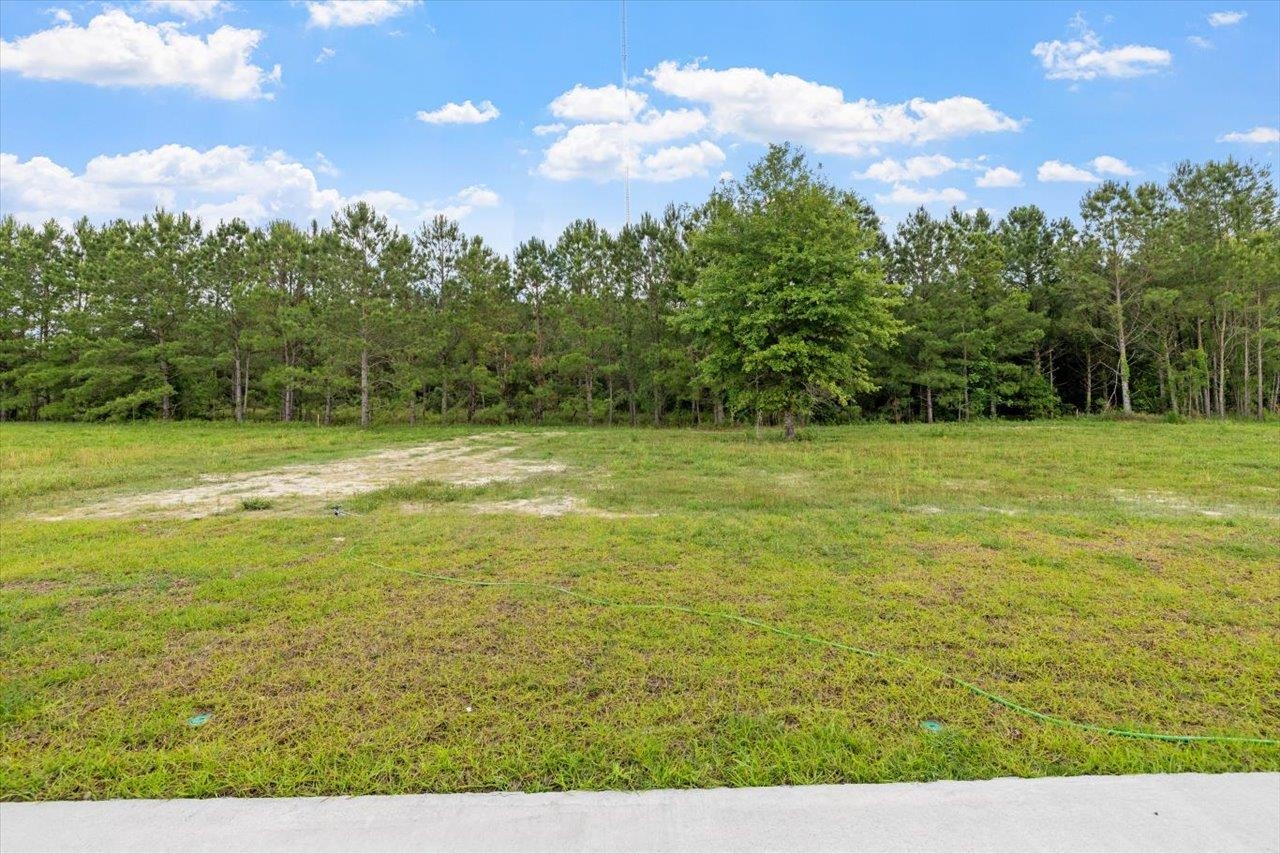 129 S White Oak Drive