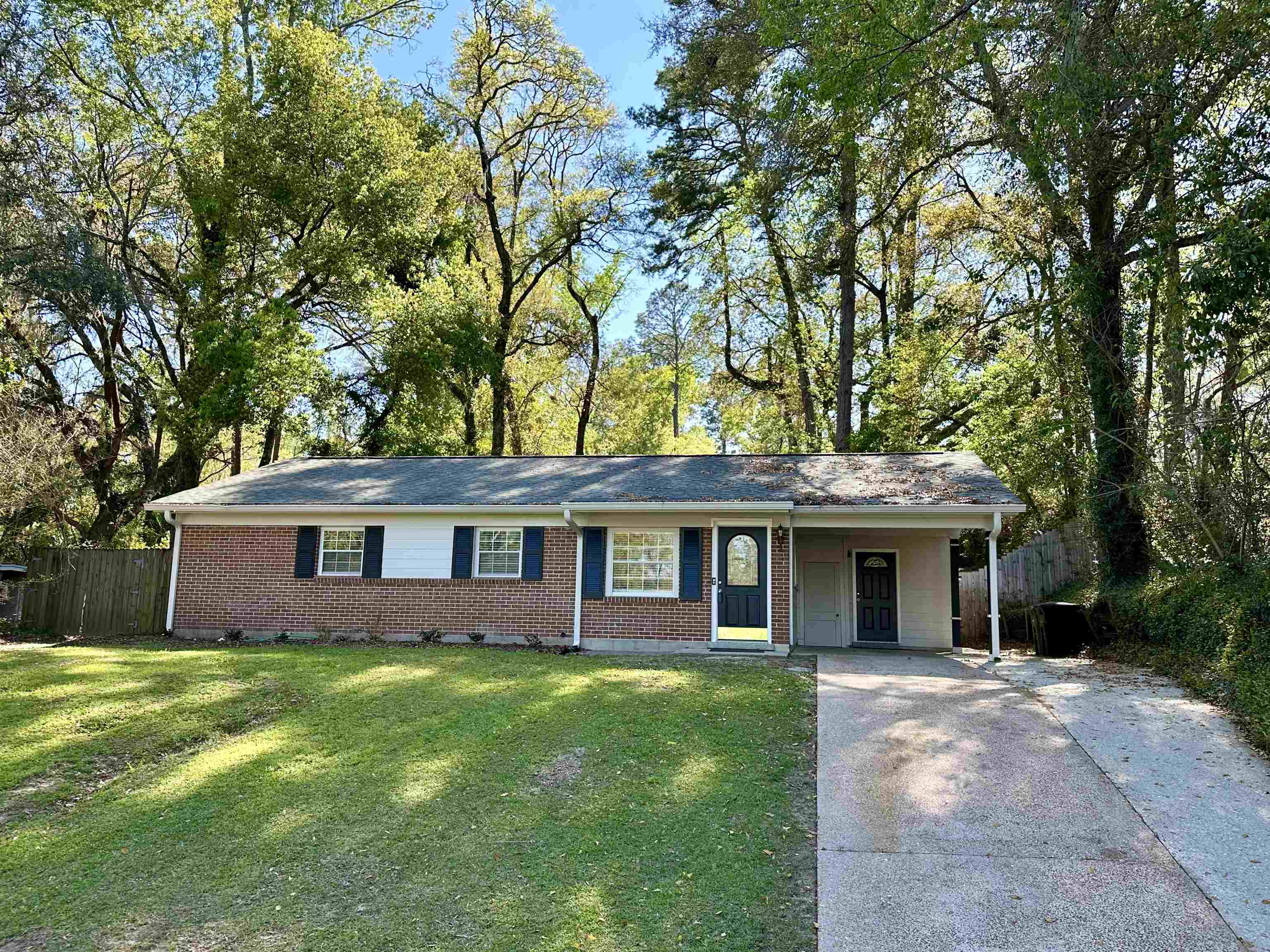 2412 Tupelo Terrace