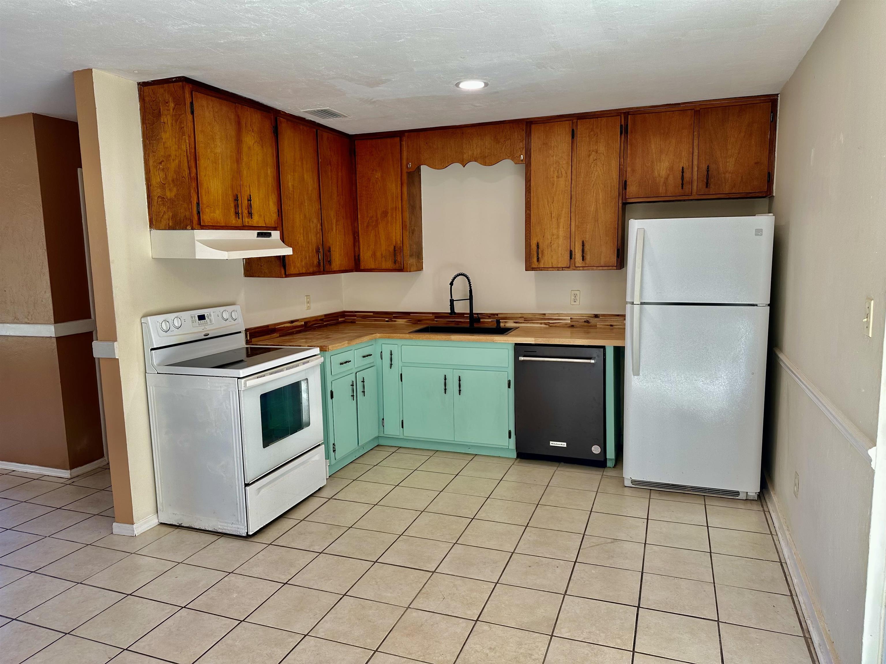 2054 Little Rive Lane
