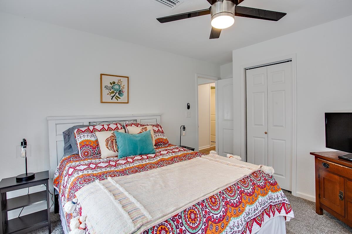 4163 Fred Hatfield 1 Court