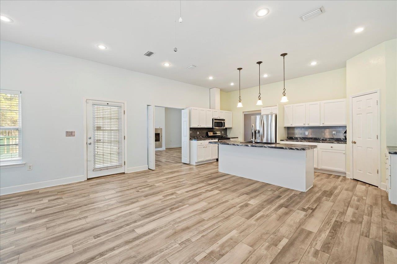 15290 High Hills Circle