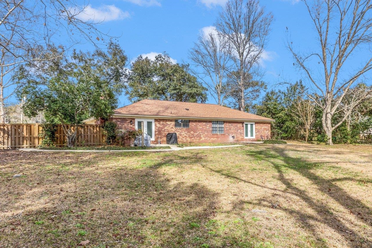 2304 Tour Eiffel Drive