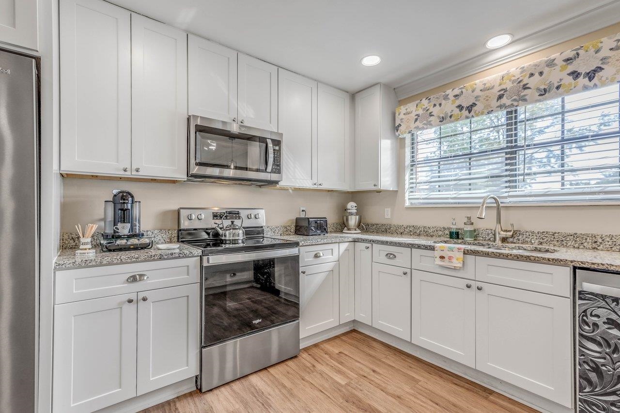 2304 Tour Eiffel Drive