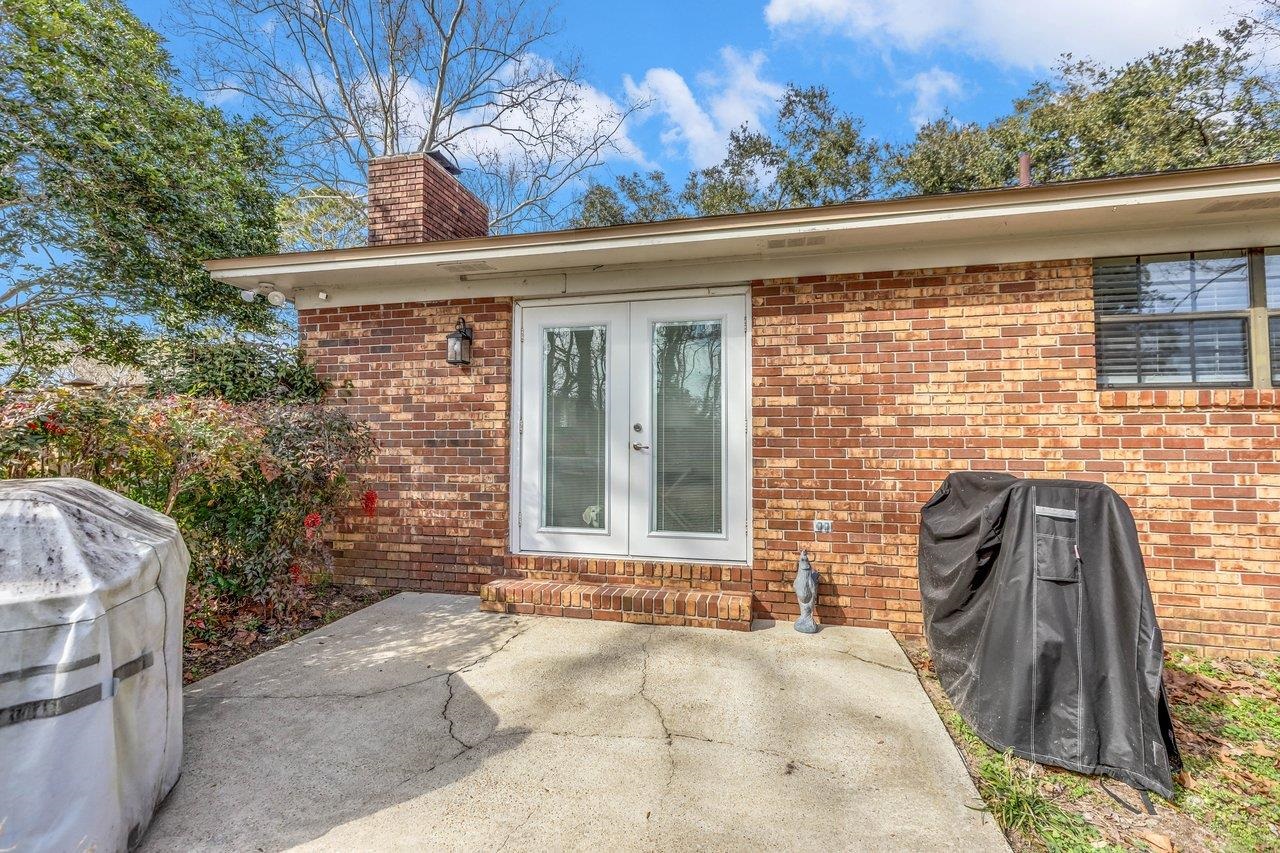 2304 Tour Eiffel Drive