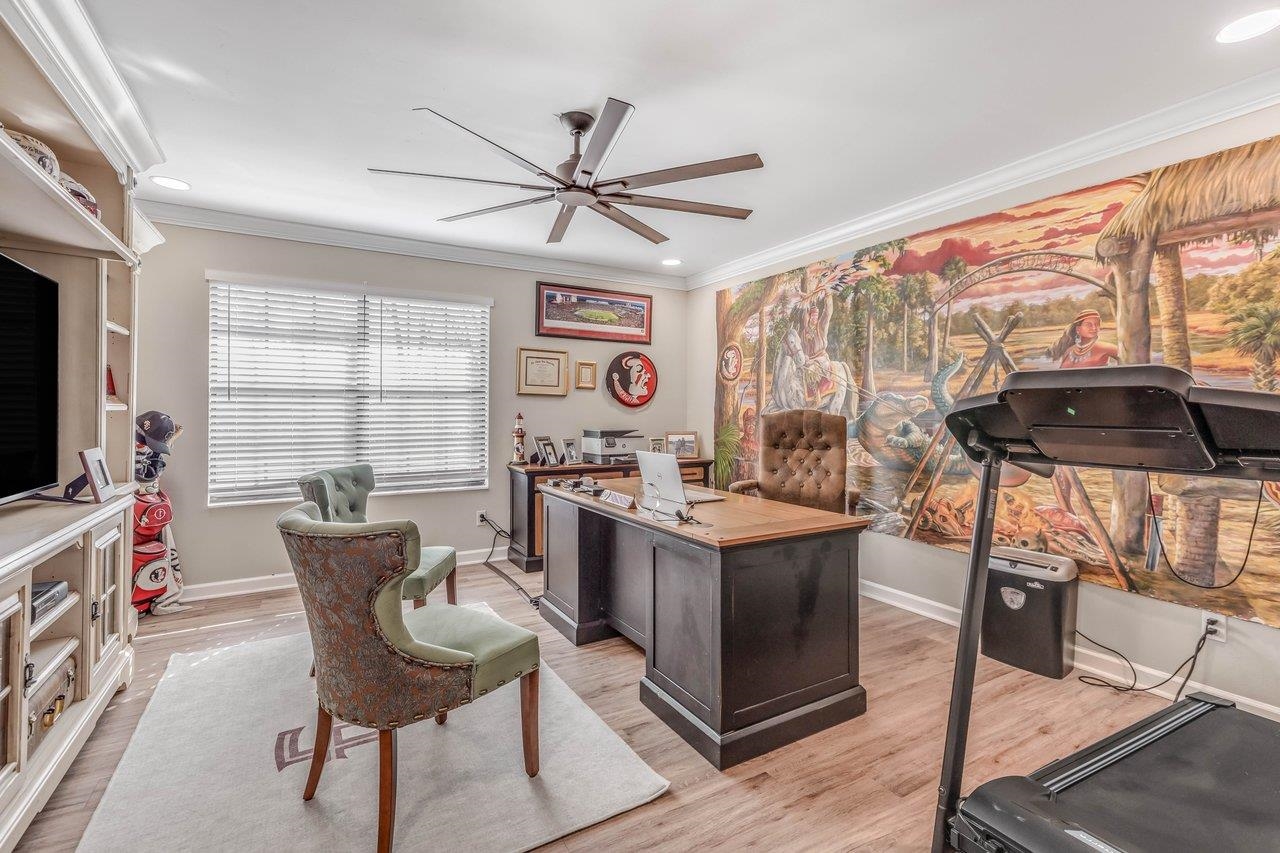 2304 Tour Eiffel Drive