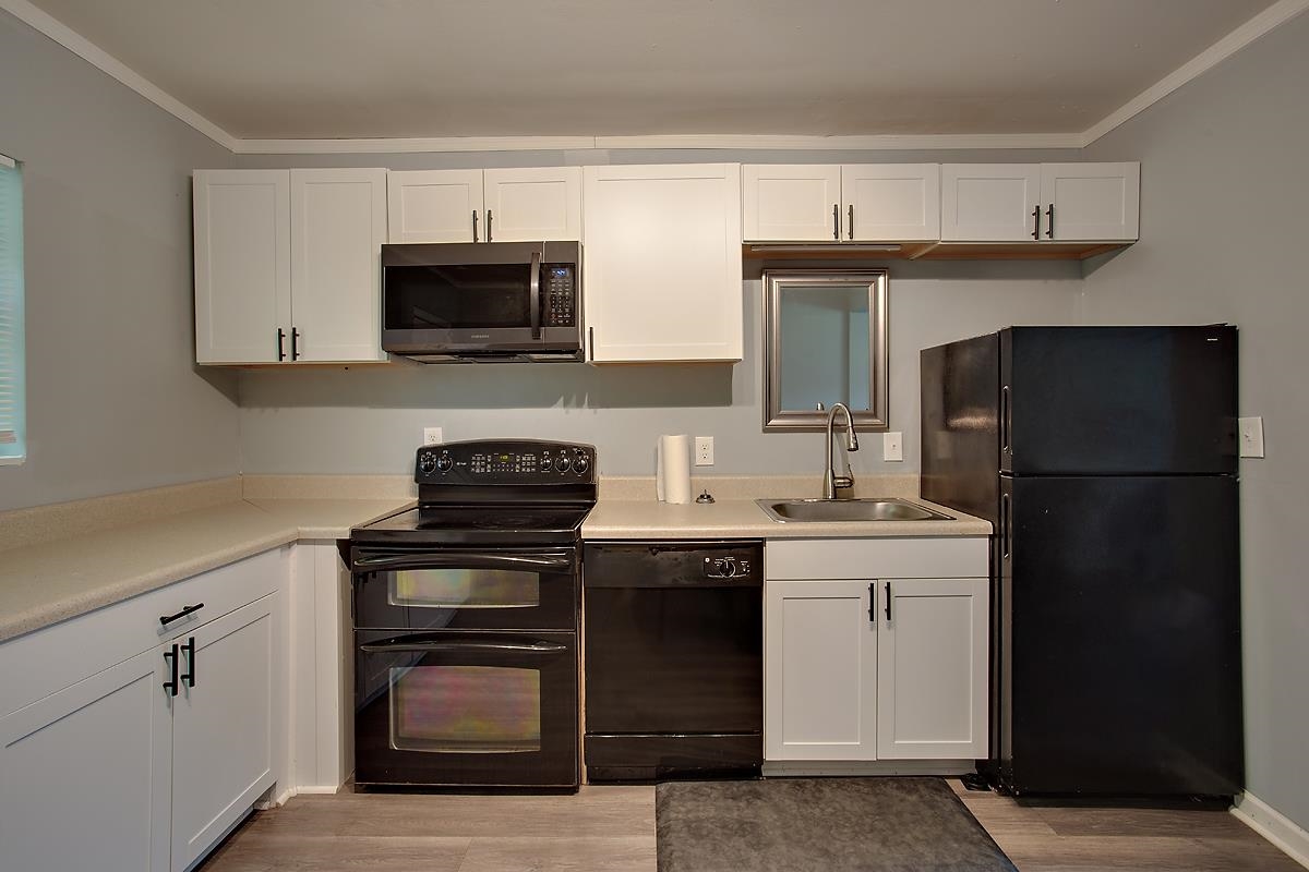 316-328 E Pershing Street Unit: 316-328