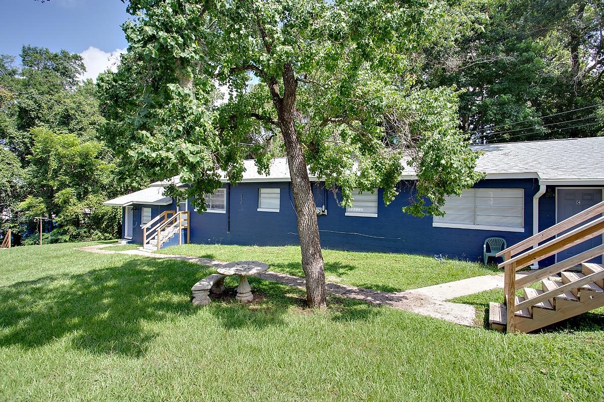 316-328 E Pershing Street Unit: 316-328