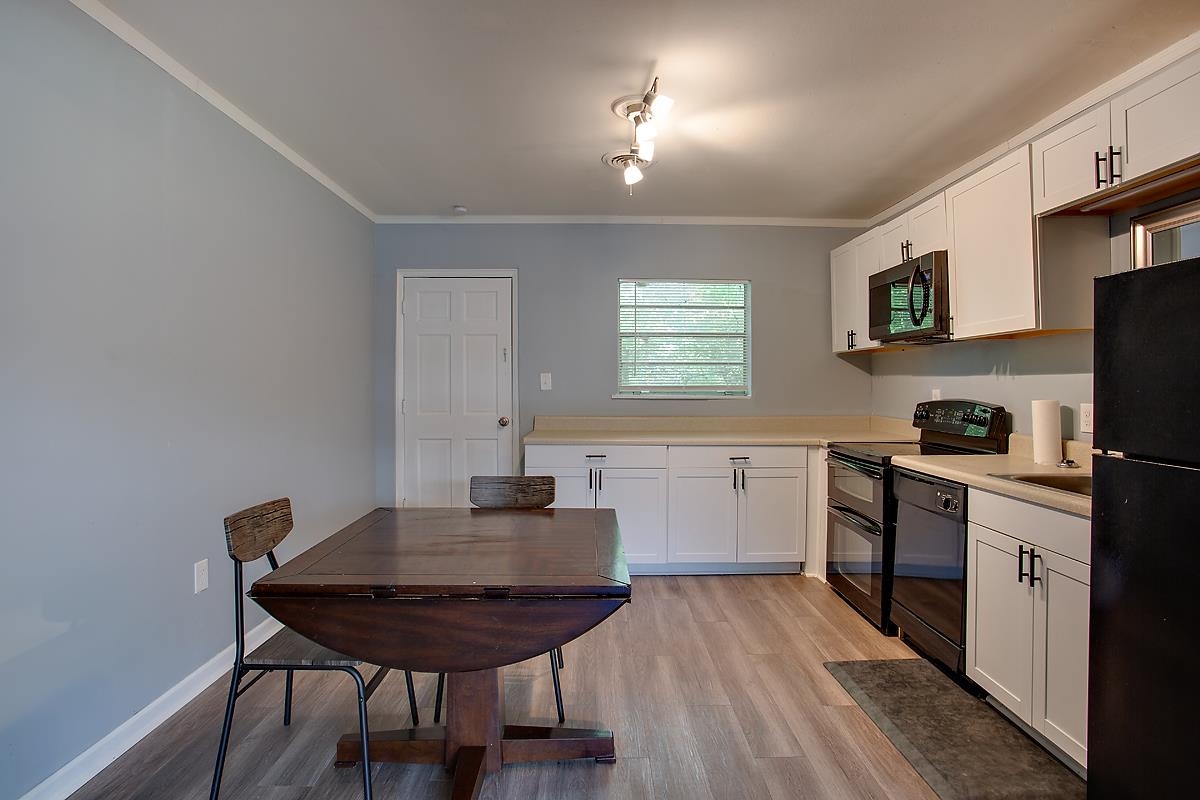 316-328 E Pershing Street Unit: 316-328