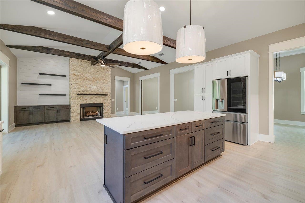 5681 Iola Cres Drive