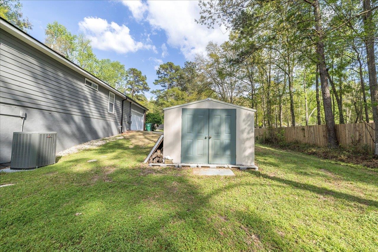 7923 Reynolds Drive