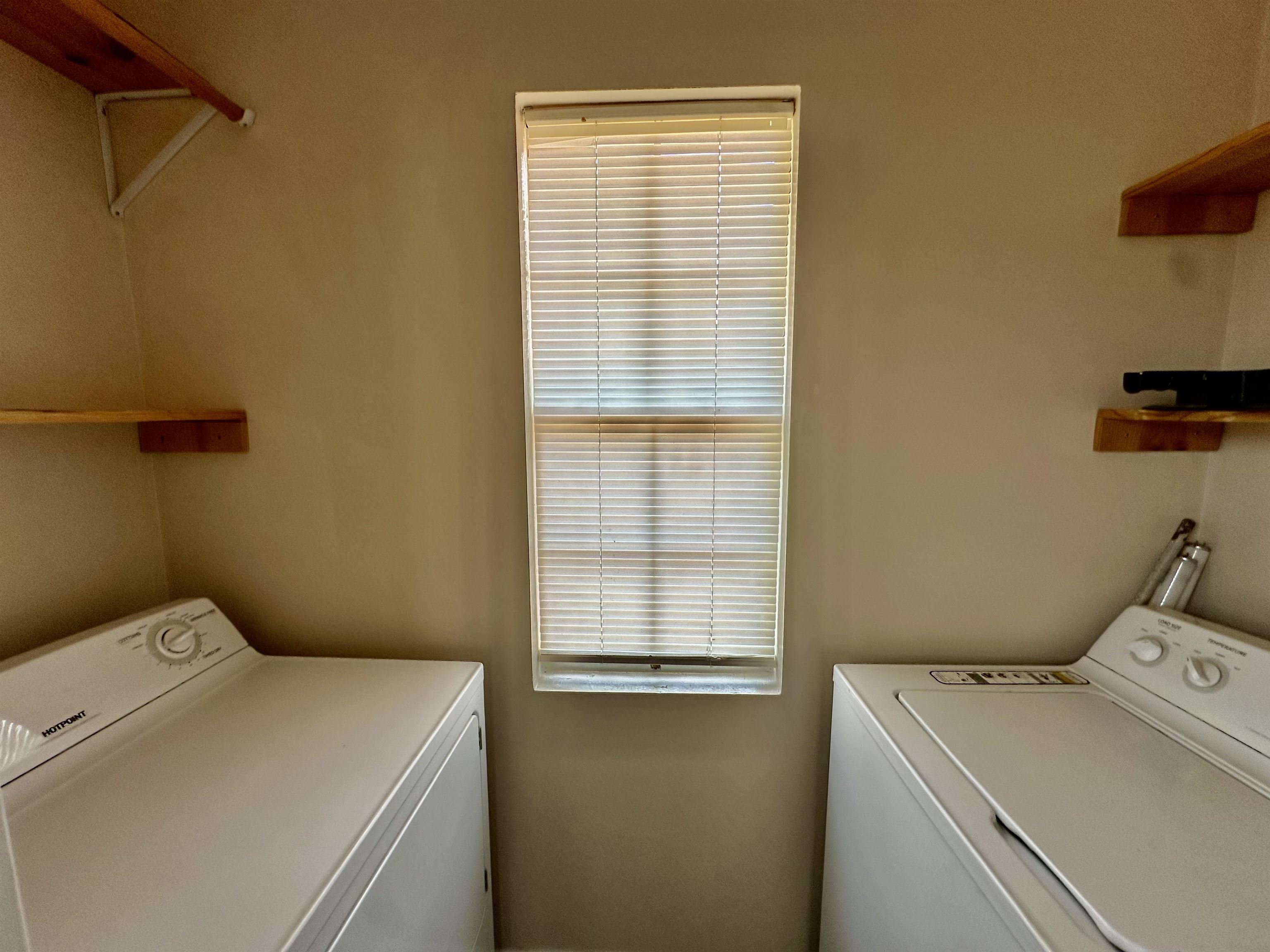 3180 N RIDGE Road Unit: -