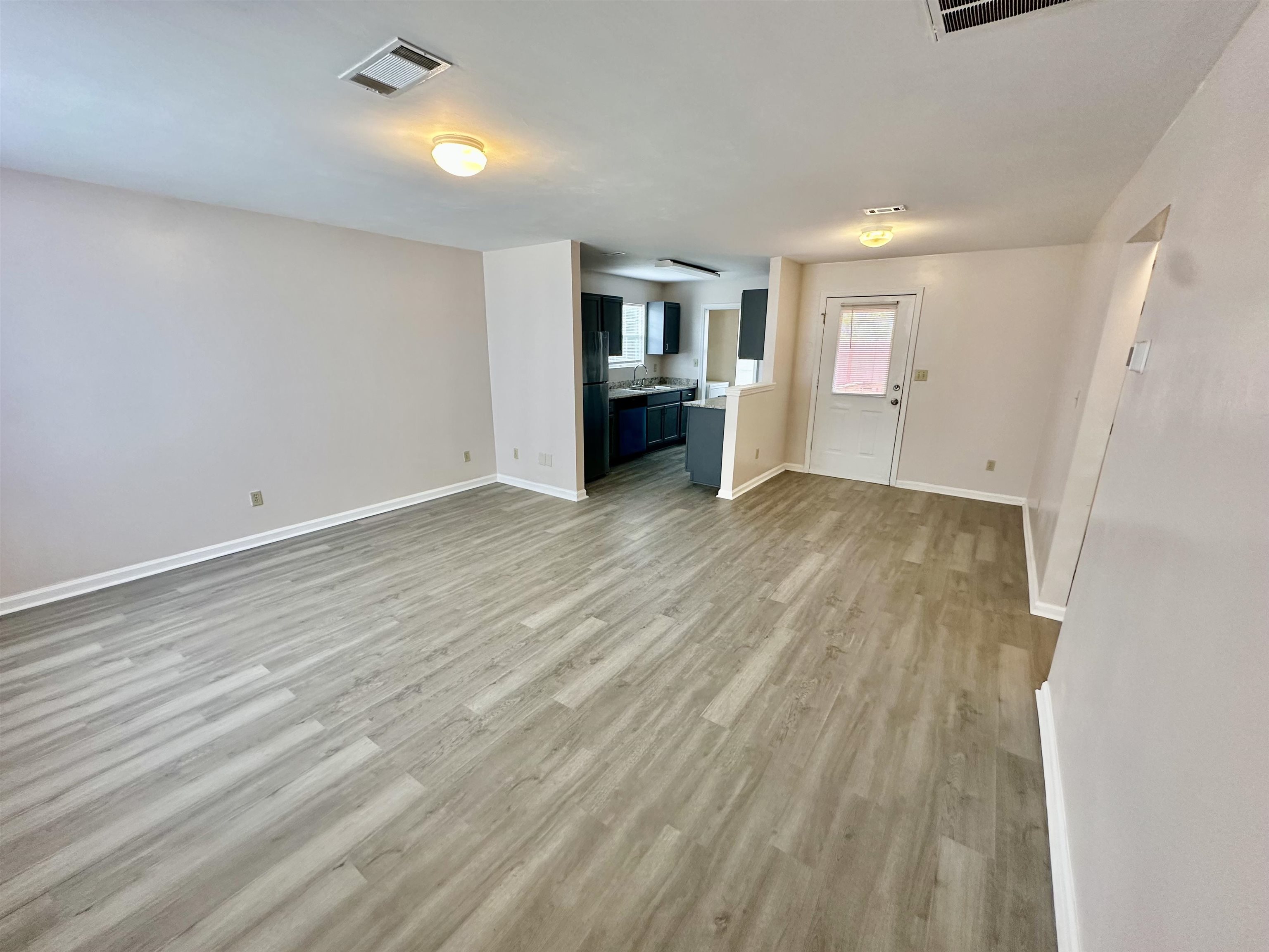 3180 N RIDGE Road Unit: -