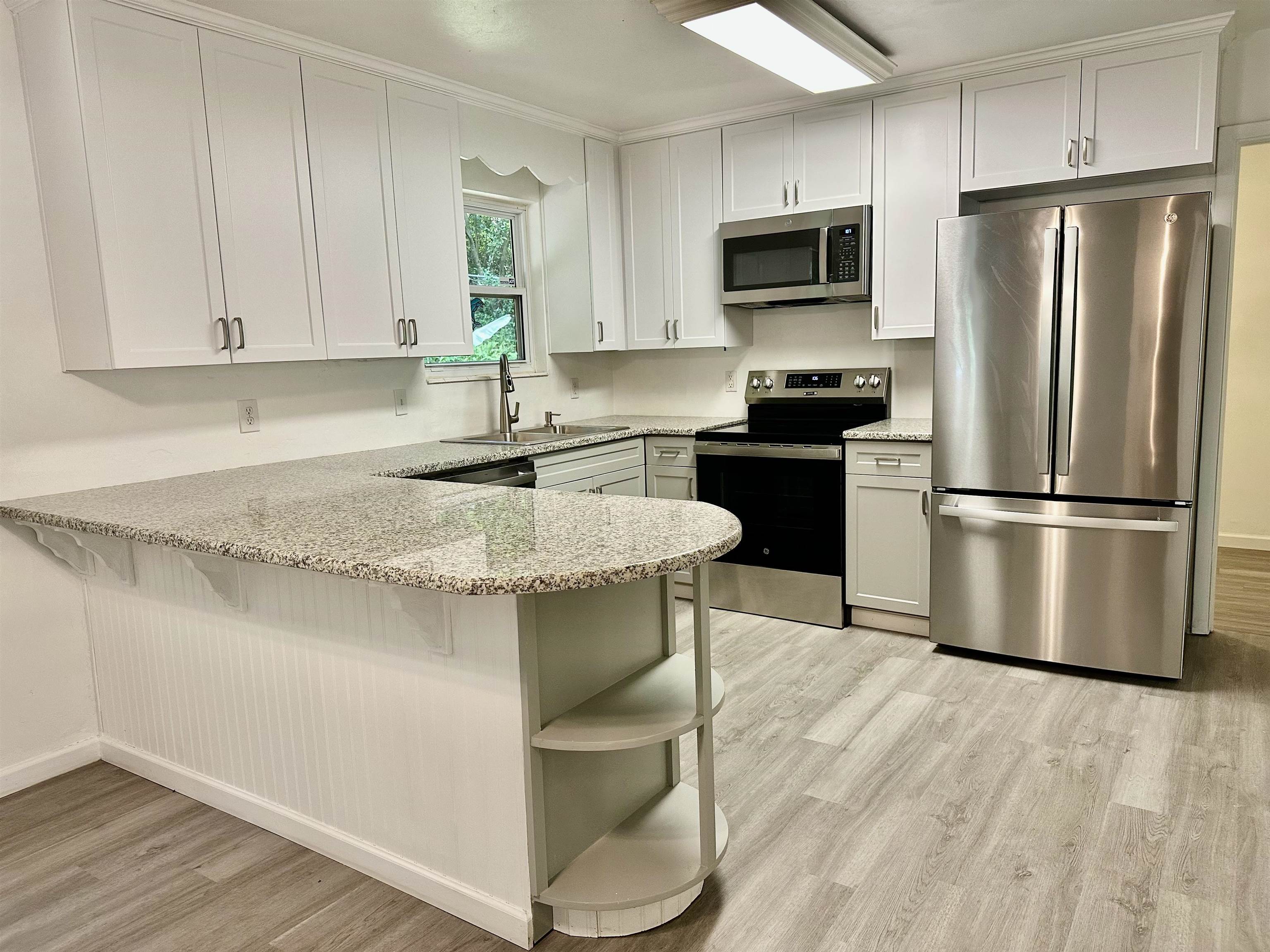 2428 Rosemary Terrace