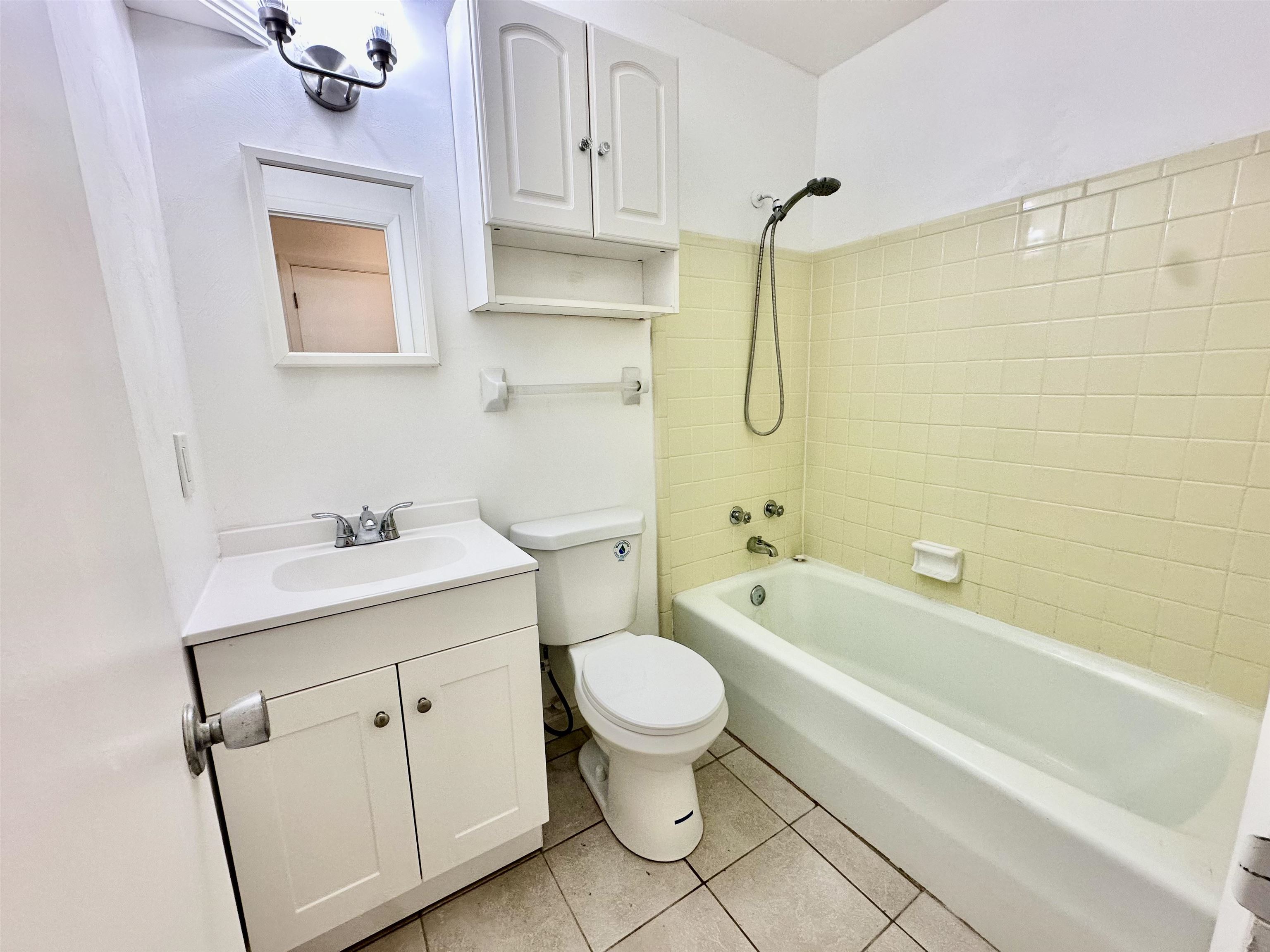 2428 Rosemary Terrace